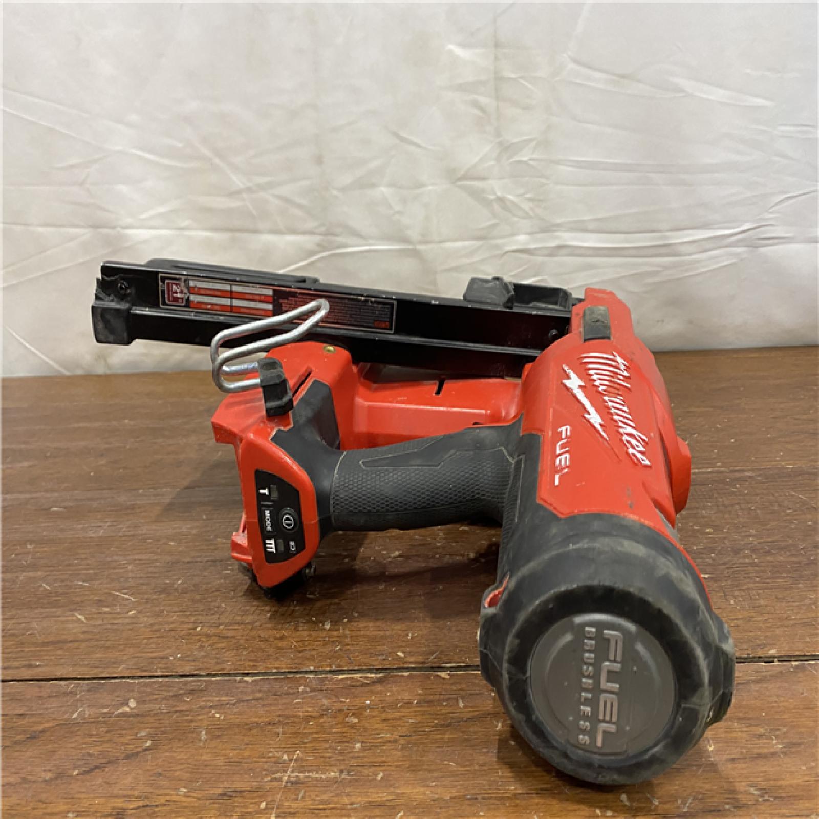 AS-IS Milwaukee 2744-20 M18 FUEL 21-Degree Cordless Framing Nailer (Tool Only)