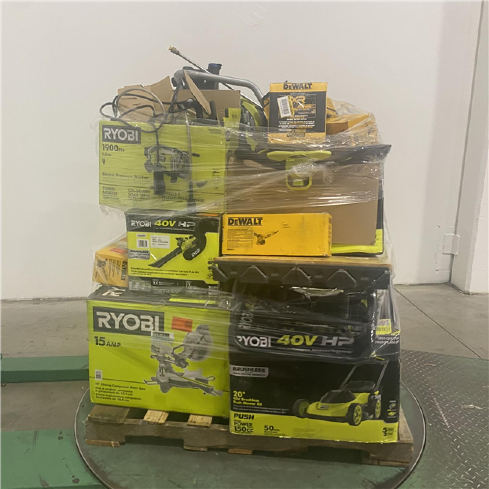 Dallas Location - As-Is Tool Pallet