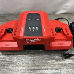 AS-IS Milwaukee 18V Dual Bay Simultaneous Super Charger (Tool-Only)