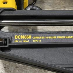 AS-IS DEWALT 20V MAX XR 16-Gauge Electric Cordless Angled Finishing Nailer Kit