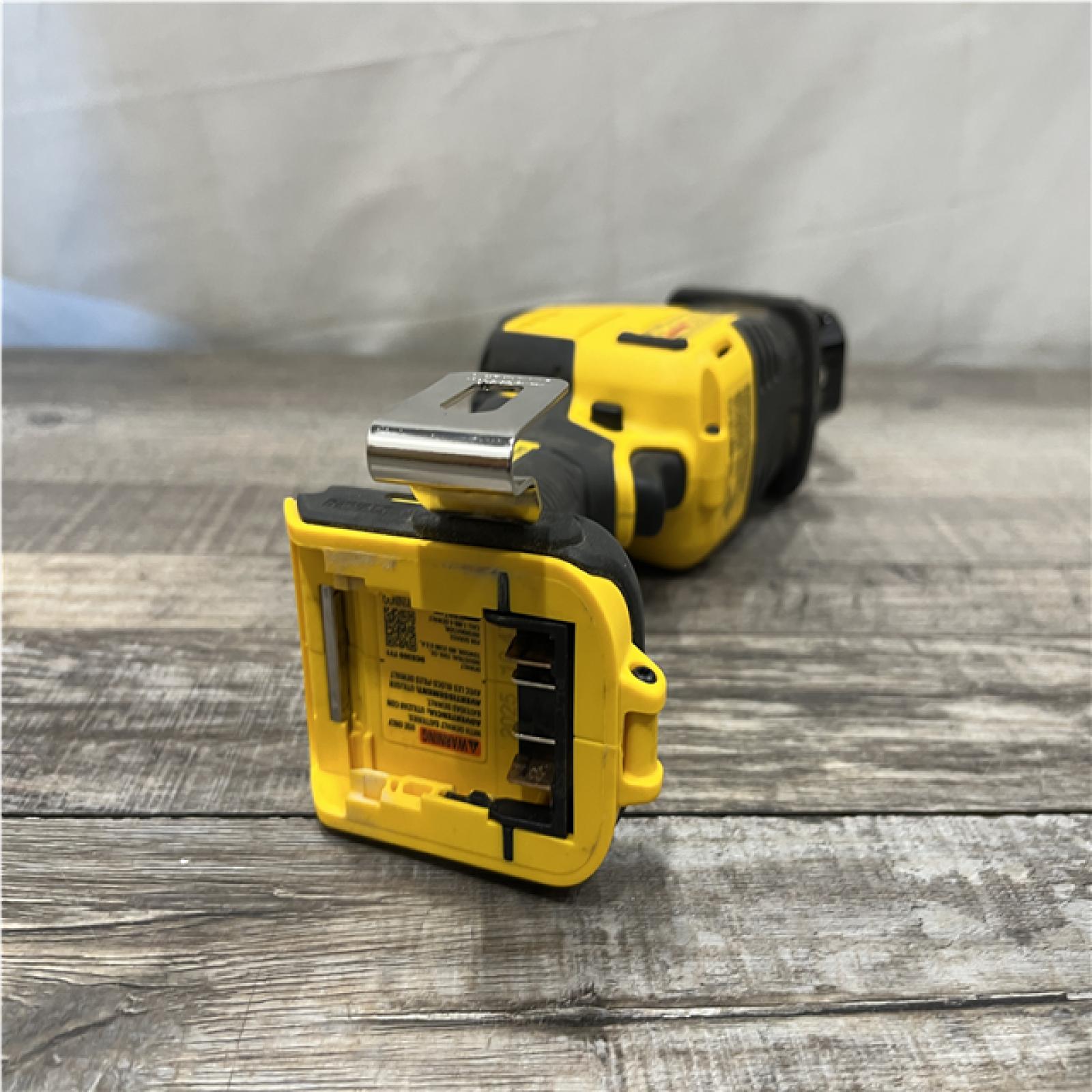 AS-IS DEWALT ATOMIC 20V MAX Cordless Brushless Compact Reciprocating Saw (Tool Only)