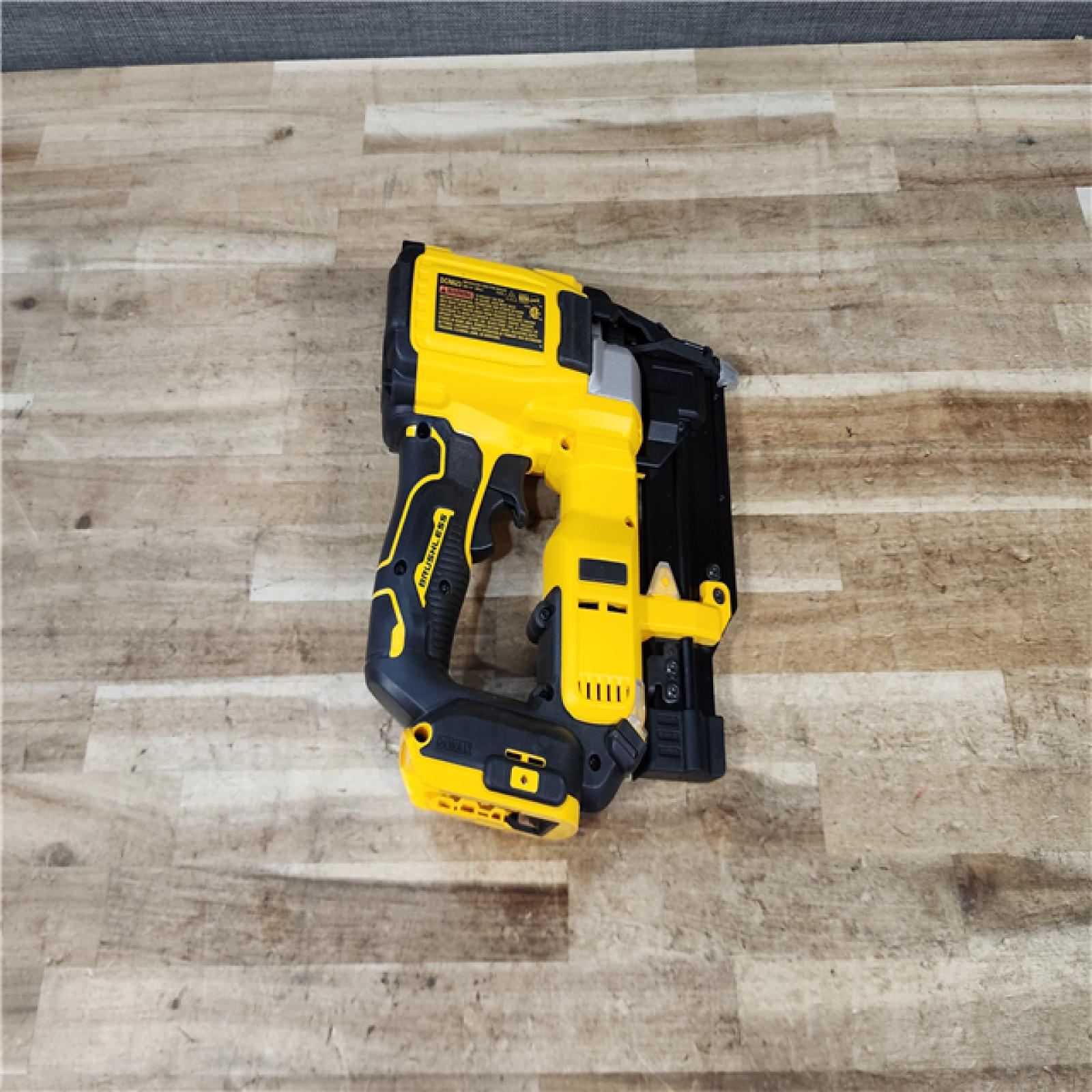 HOUSTON LOCATION - AS - IS DEWALT ATOMIC 20V MAX Lithium Ion Cordless 23 Gauge Pin Nailer (Tool Only)