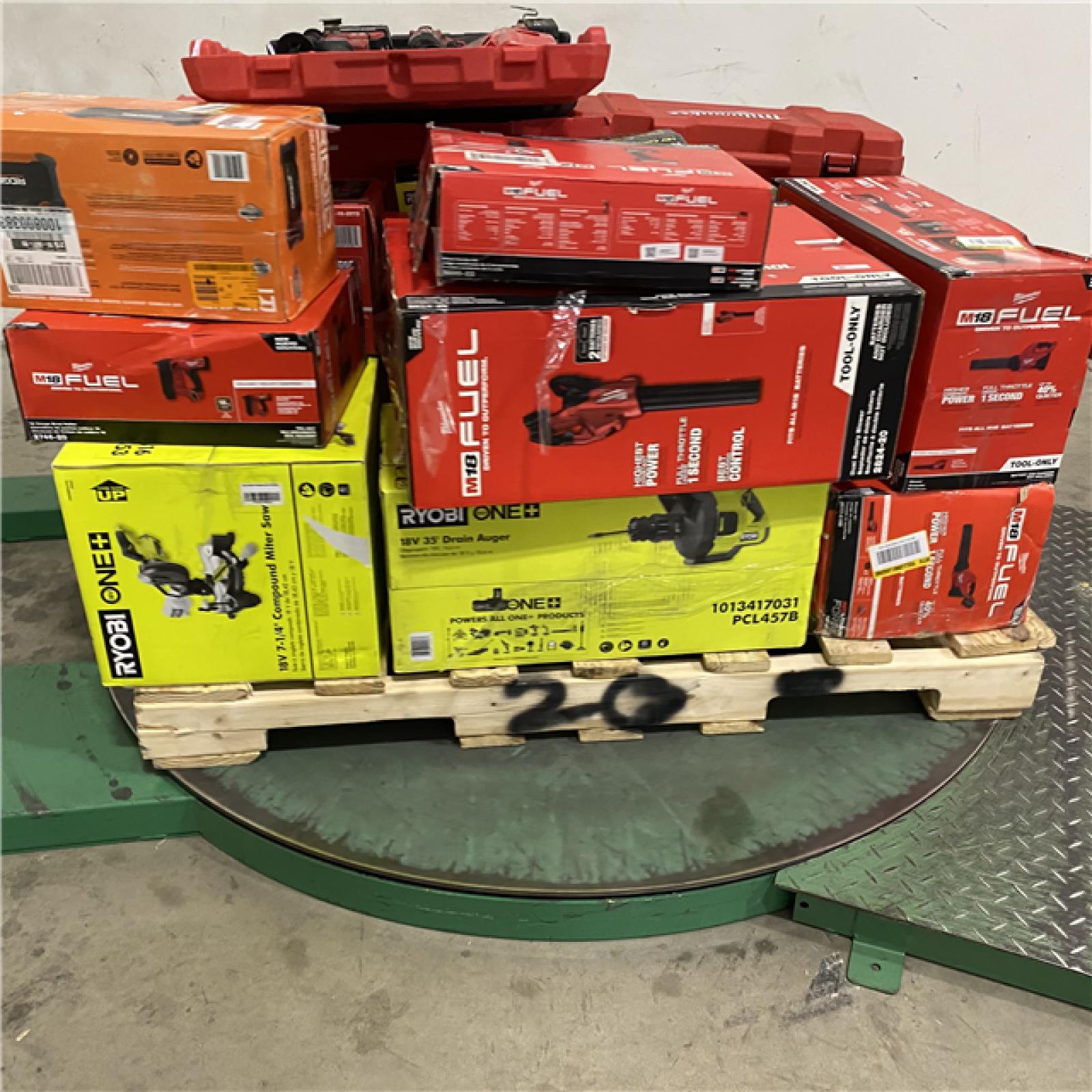 Dallas Location - As-Is Tool Pallet