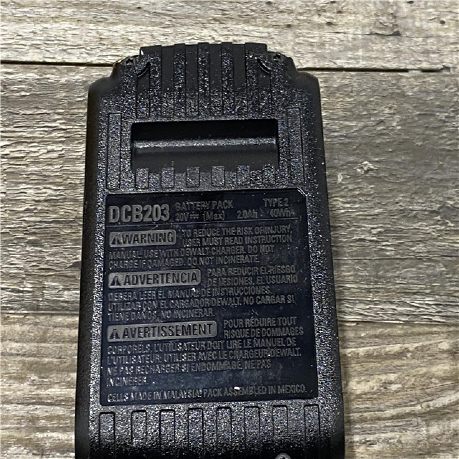 AS-IS DEWALT ATOMIC 20V MAX Cordless Brushless Oscillating Multi Tool Kit