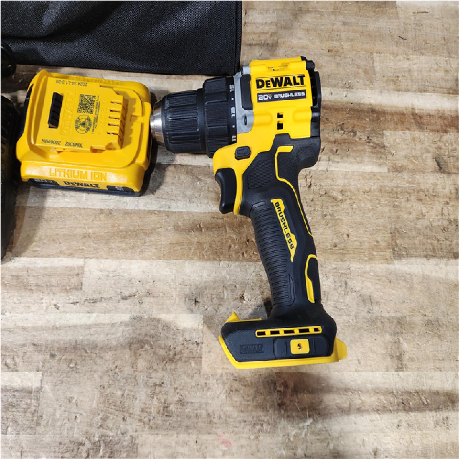 HOUSTON LOCATION - AS - IS DEWALT Atomic 20V Lithium-Ion Cordless Compact 1/2 in. Drill/Driver Kit
