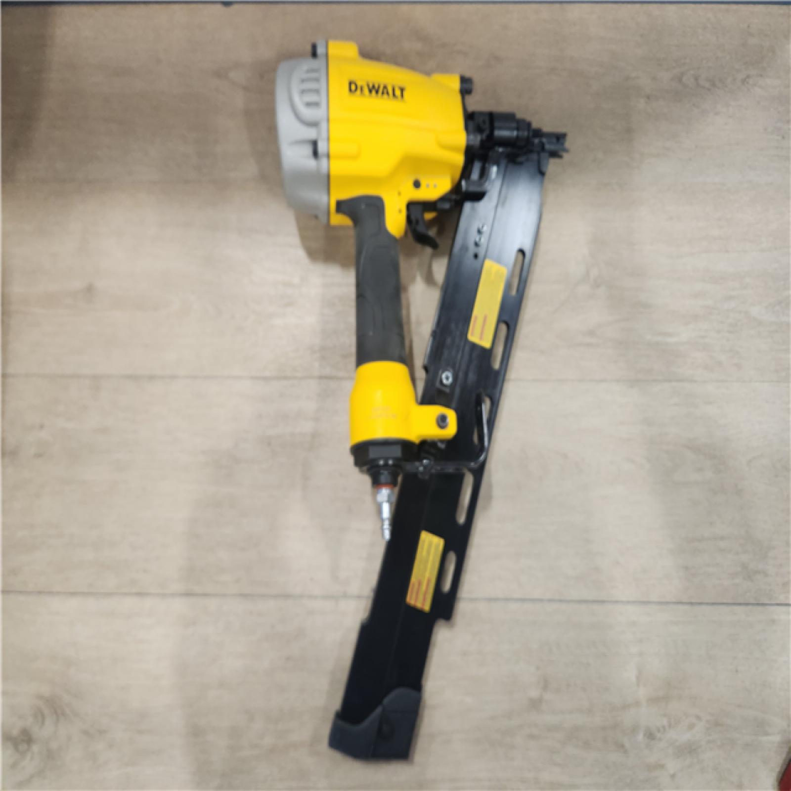 AS-IS- 21 Pneumatic Collated Framing Nailer