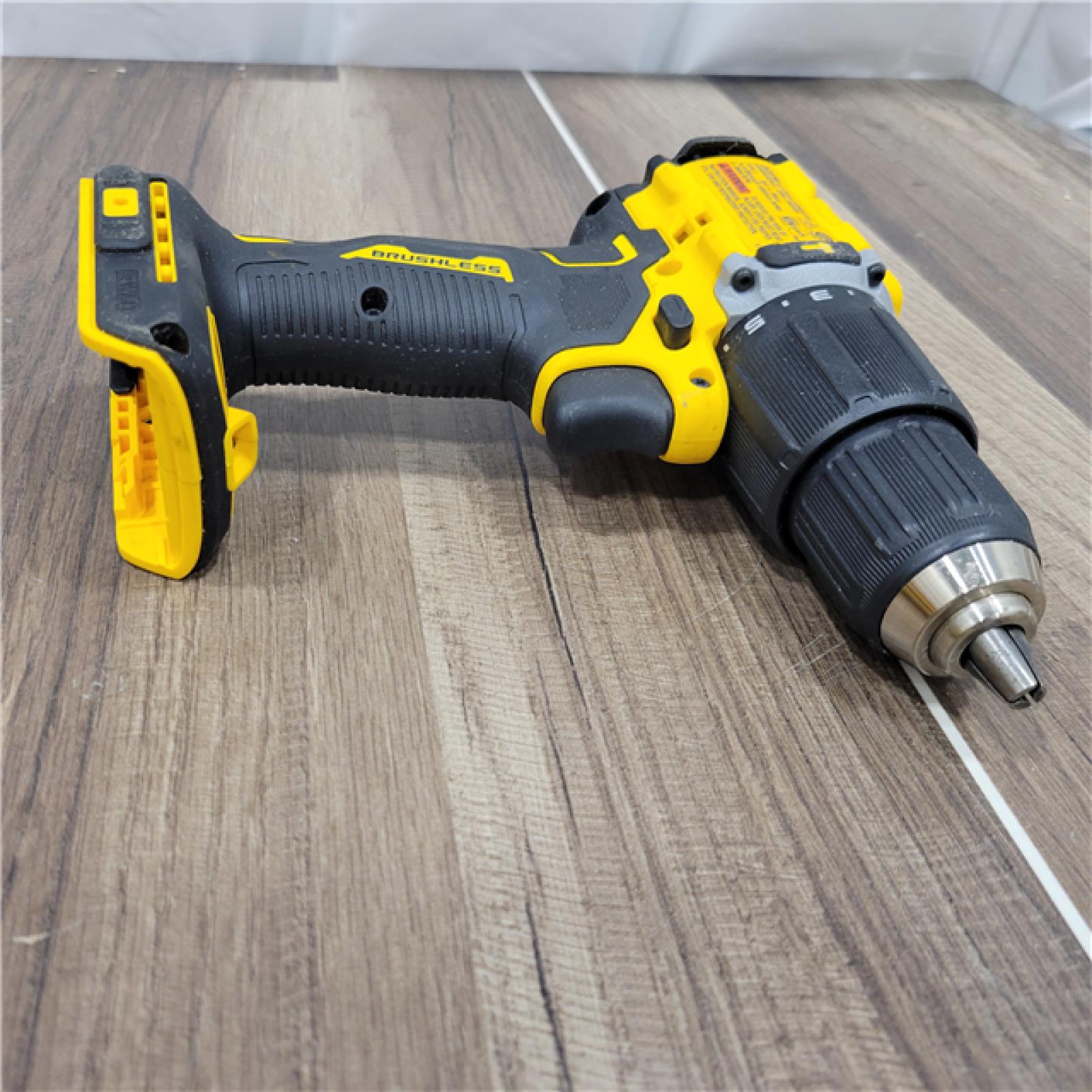 AS-IS DEWALT ATOMIC 20-Volt Lithium-Ion Cordless 1/2 in. Compact Hammer Drill with 3.0Ah Battery, Charger and Bag