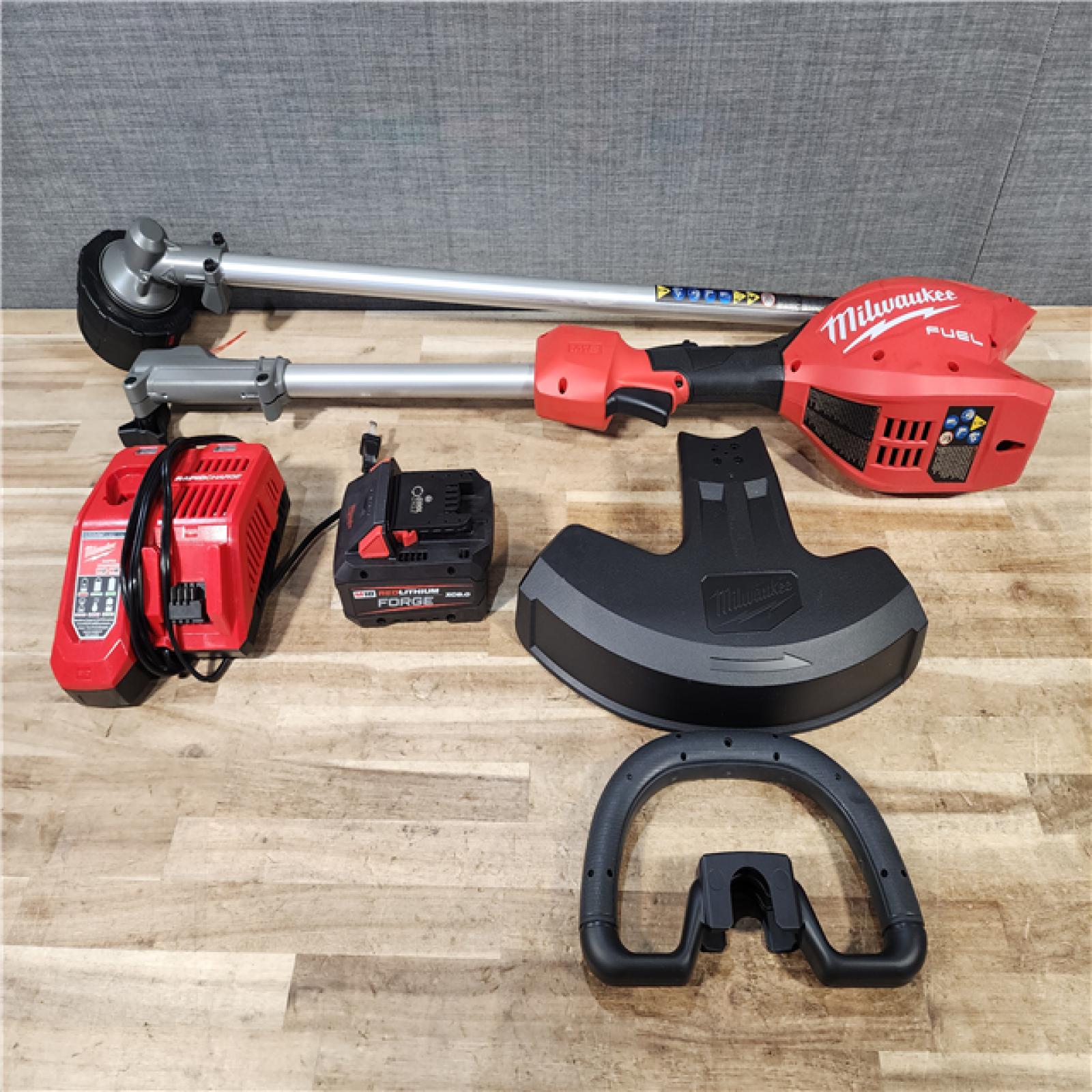 HOUSTON LOCATION - AS - IS Milwaukee FUEL 18V 16 in. Brushless Cordless Battery Powered String Trimmer Kit
