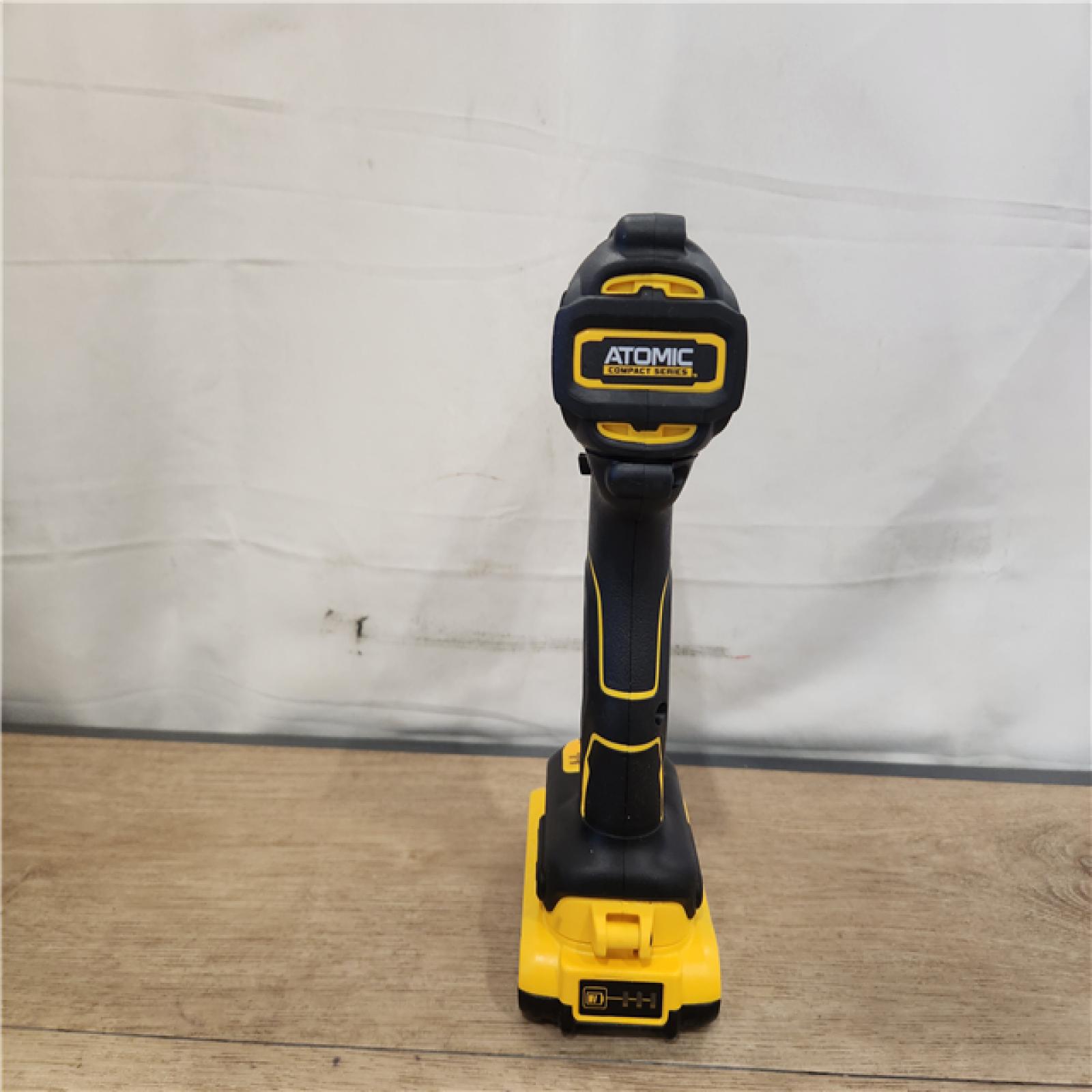 AS-IS- DEWALT ATOMIC 20V MAX* Brushless Cordless Compact 1/4 in. Impact Driver Kit