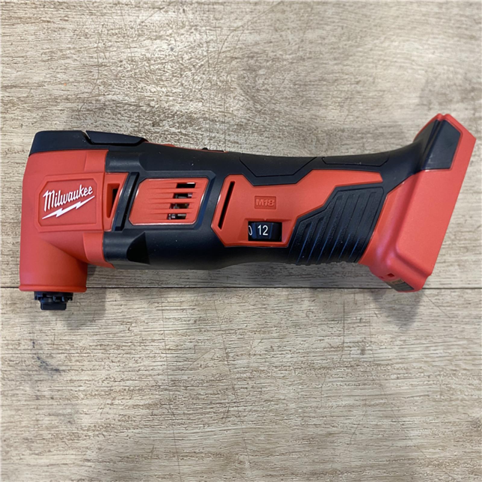 AS-IS Milwaukee 18V Lithium-Ion Cordless Oscillating Multi-Tool (Tool-Only)