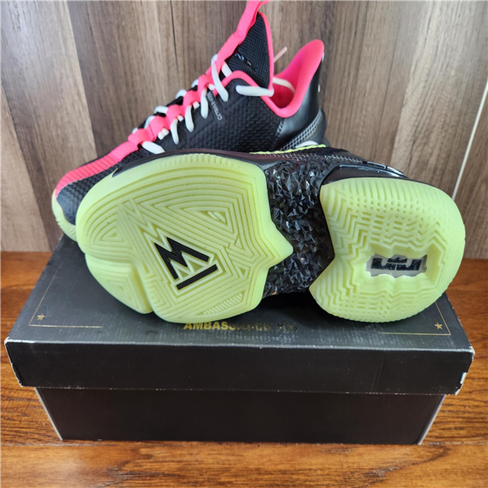 NEW! Nike LeBron Ambassador 13 'Yeezy' - Volt-Hyper Pink - SZ 10.5