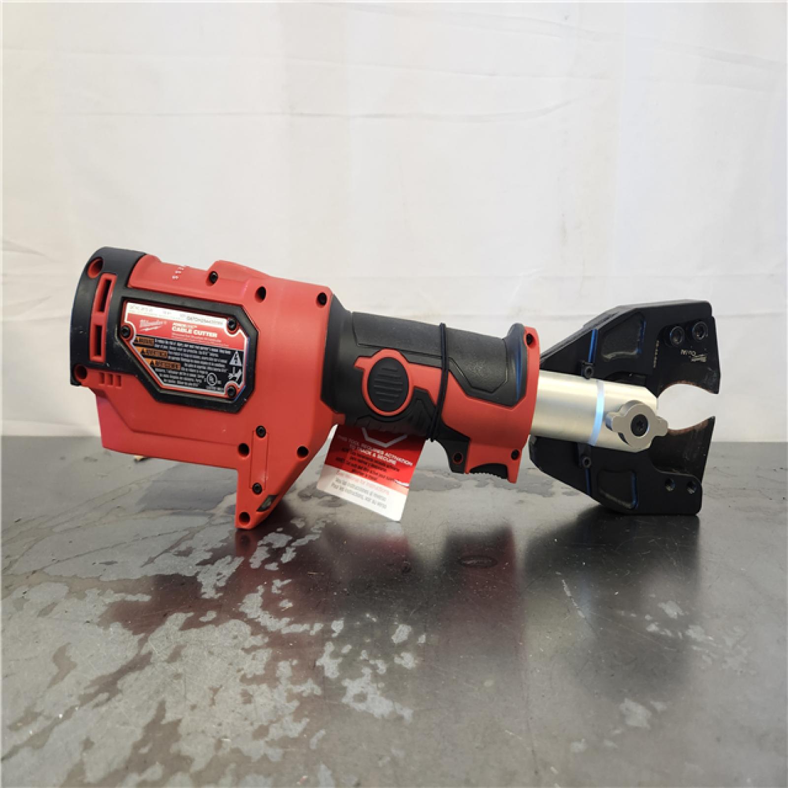 AS-IS- M18 18V Lithium-Ion Cordless FORCE LOGIC Cable Cutter with CU/AL Jaws and Hard Case