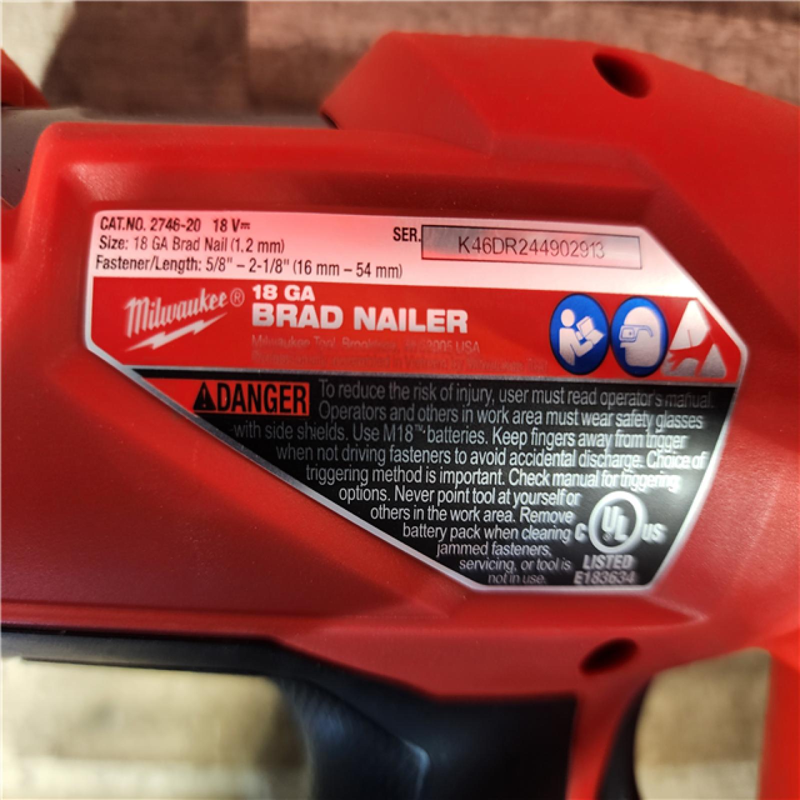 HOUSTON LOCATION - AS-IS Milwaukee FUEL 18-Volt Lithium-Ion Brushless Cordless Gen II 18-Gauge Brad Nailer (Tool-Only)