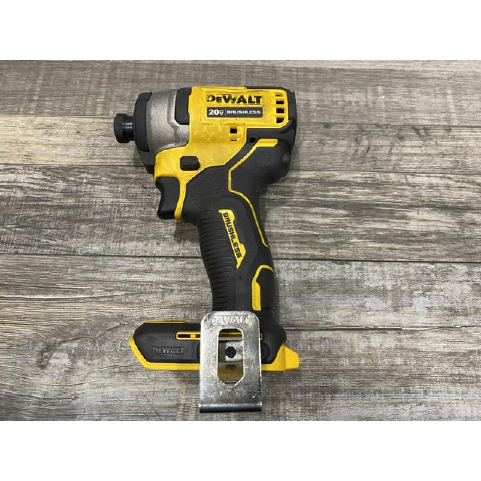 AS-IS DEWALT Atomic 20V Max Lithium-Ion Brushless Cordless Compact 1/4 in. Impact Driver Kit