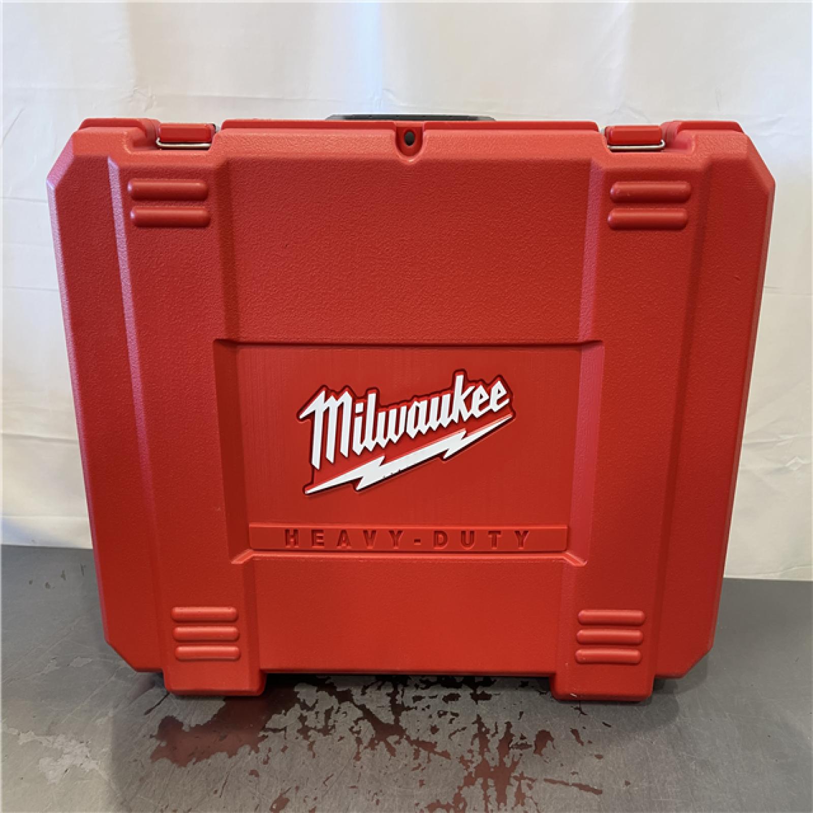 AS-IS - Milwaukee M12 12-Volt Lithium-Ion Force Logic Cordless Press Tool Kit