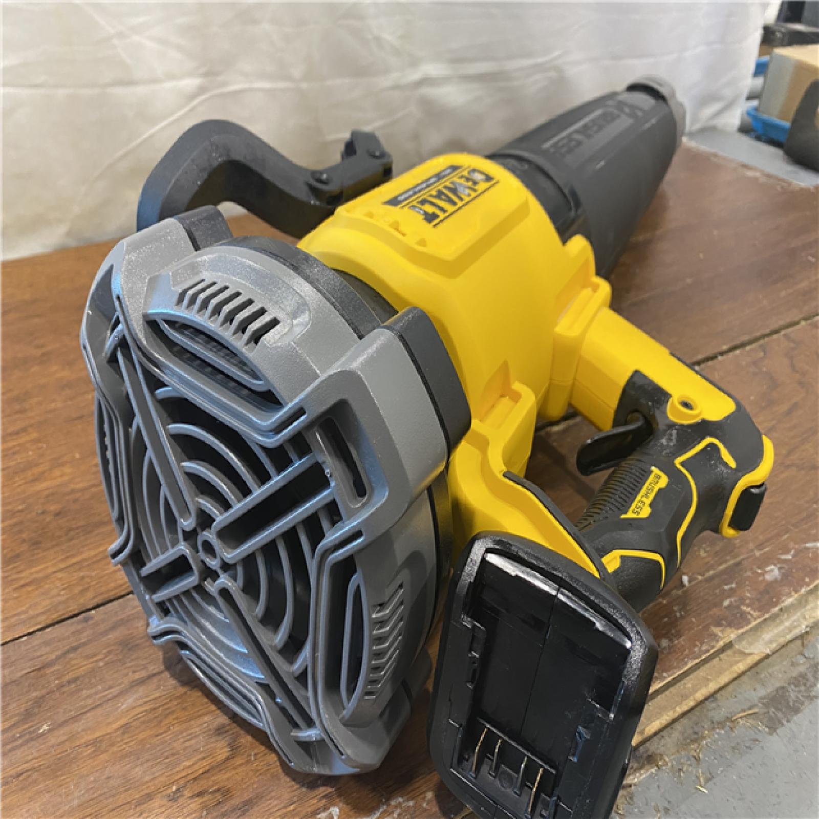AS-IS DEWALT 20V MAX 125 MPH 450 CFM Brushless Cordless Battery Powered Blower (Tool Only)