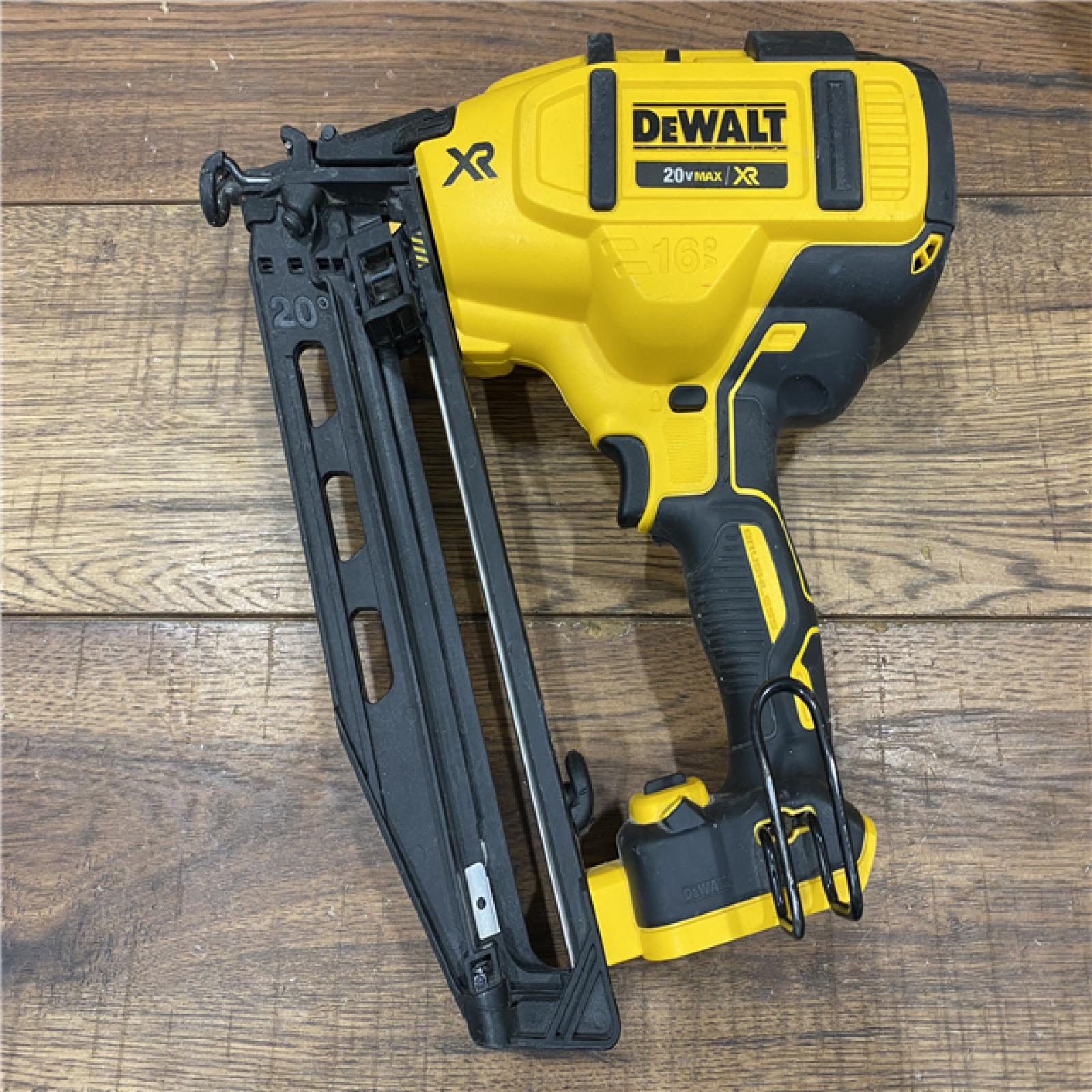 AS-IS DeWalt DCN660D1 20V 16 Gauge Cordless Angled Finish Nailer Kit W/ 2Ah Battery
