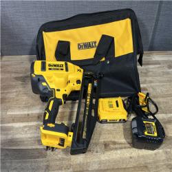 Houston Location AS-IS DEWALT 20V MAX XR 16-Gauge Electric Cordless Angled Finishing Nailer Kit