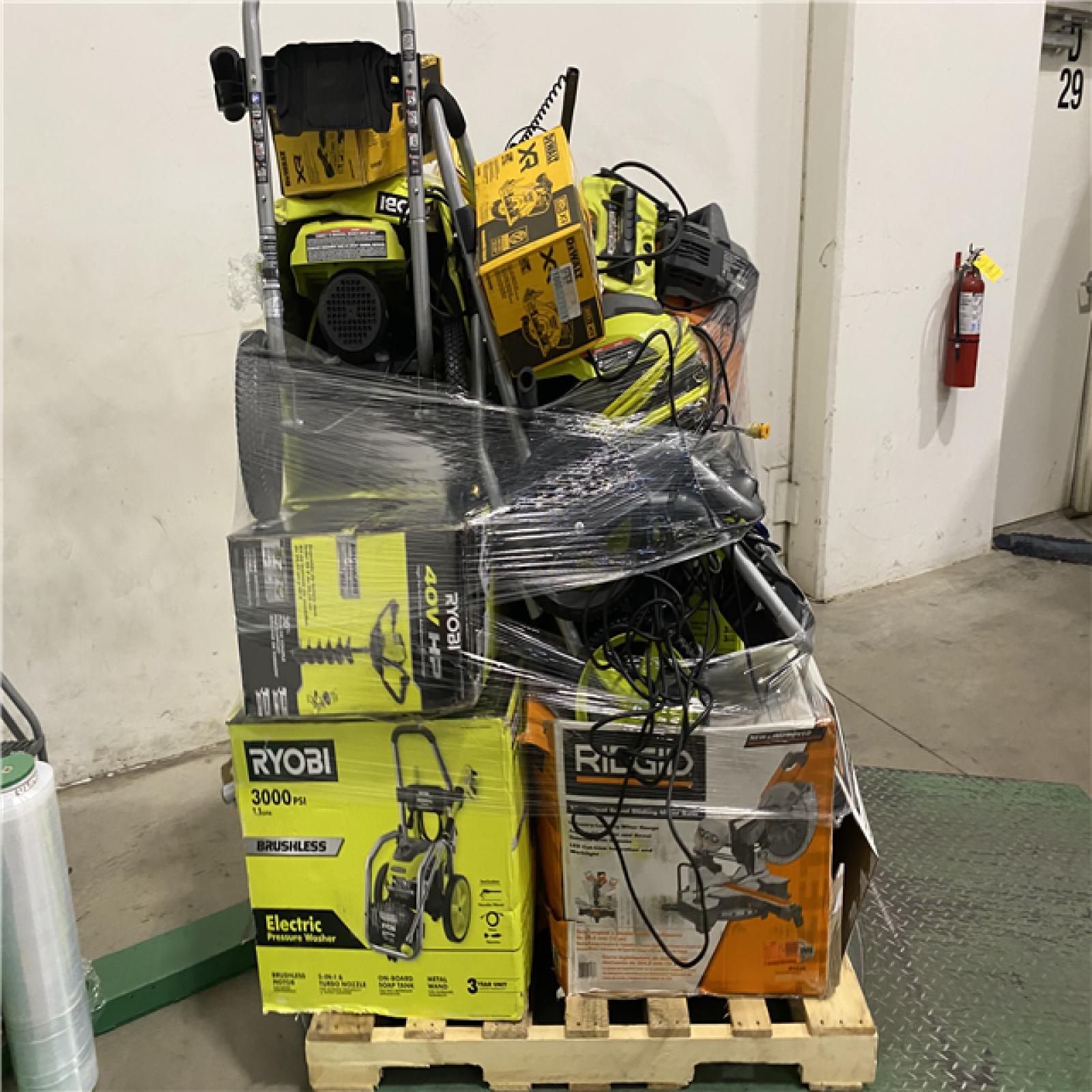 Dallas Location - As-Is Tool Pallet