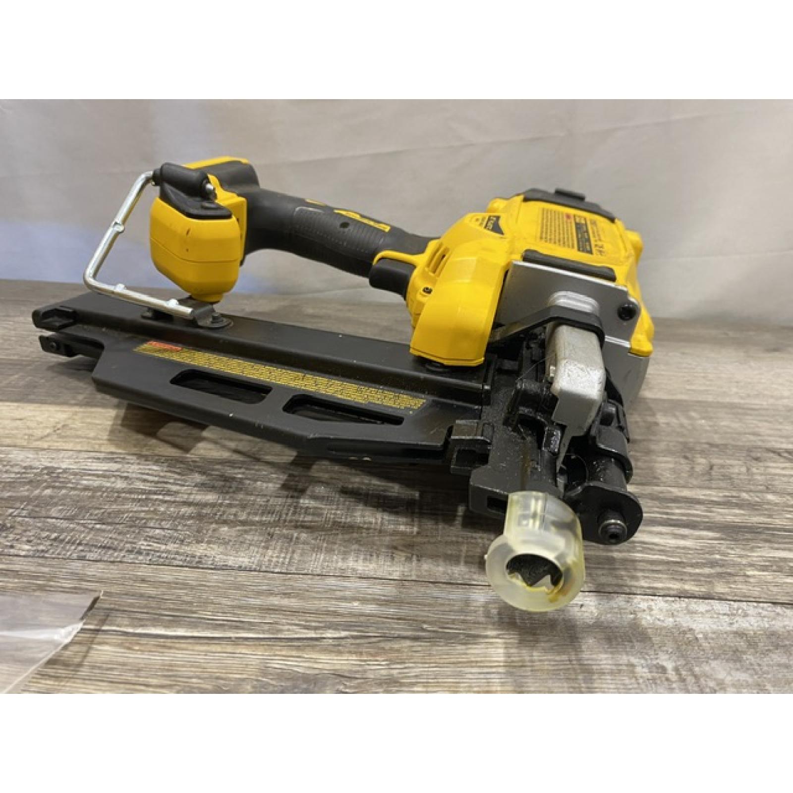 AS-IS DEWALT 20-Volt 21° Cordless Framing Nailer (Tool-Only)