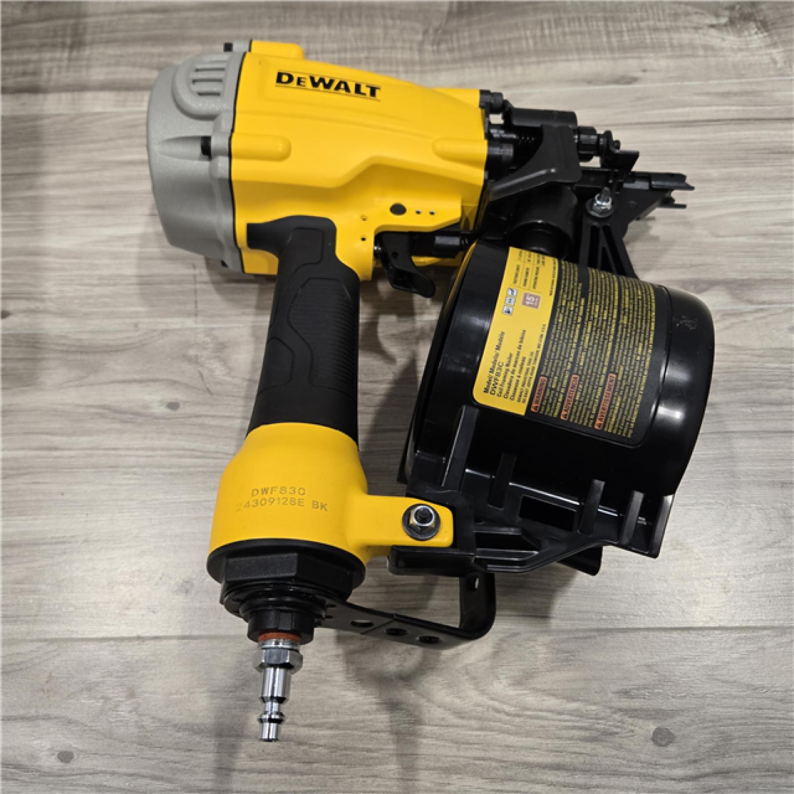 LIKE NEW! - DeWalt Pneumatic 15Â° Coil Framing Nailer(Tool Only)