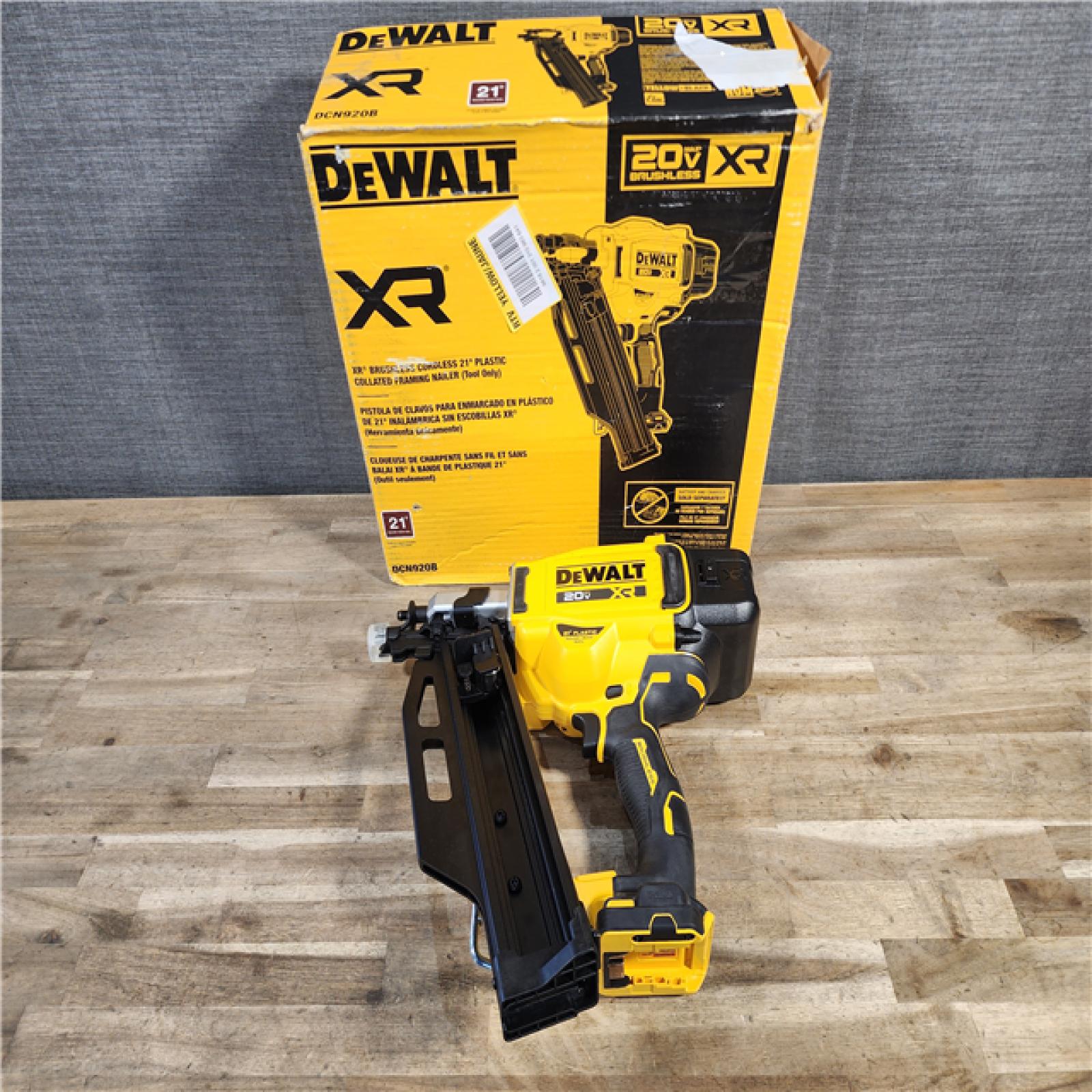 HOUSTON LOCATION - AS-IS (APPEARS LIKE NEW) DEWALT 20-Volt 21° Cordless Framing Nailer (Tool-Only)