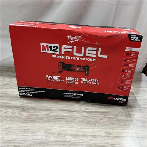 AS-IS Milwaukee FUEL 12V Lithium-Ion Cordless Oscillating Multi-Tool Kit
