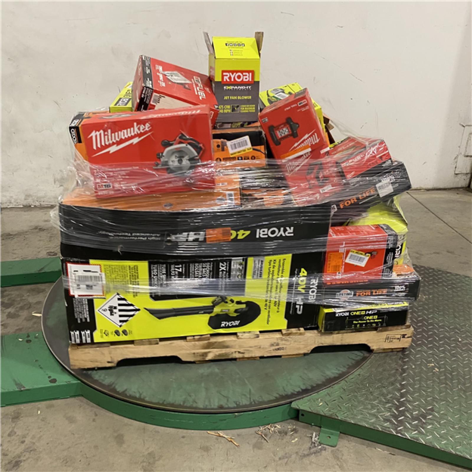 Dallas Location - As-Is Tool Pallet