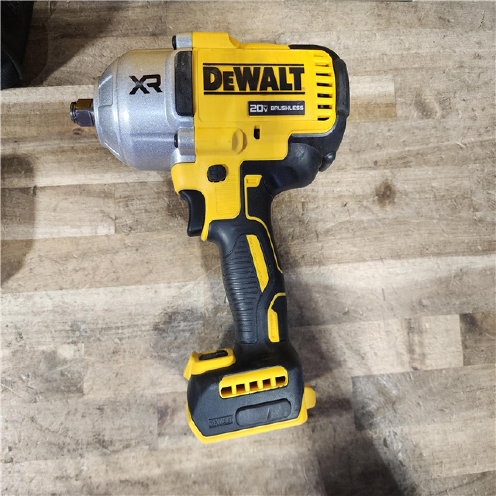 HOUSTON LOCATION - AS-IS DEWALT 20V MAX* XR 1/2 High Torque Impact Wrench W/ BATTERY & CHARGER