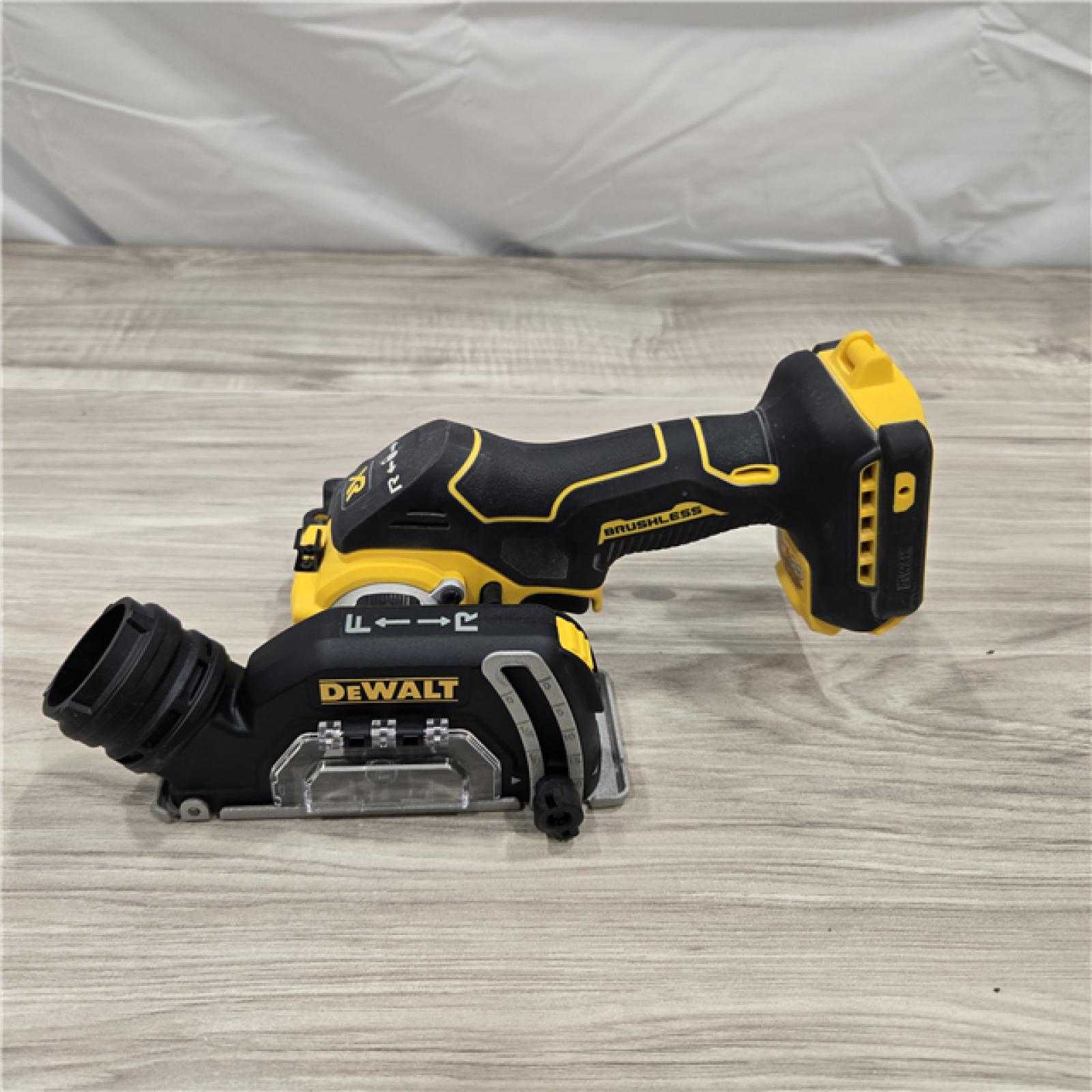 LIKE NEW! - DeWalt 20V MAX XR Cordless Cut-Off Saw (Tool Only)