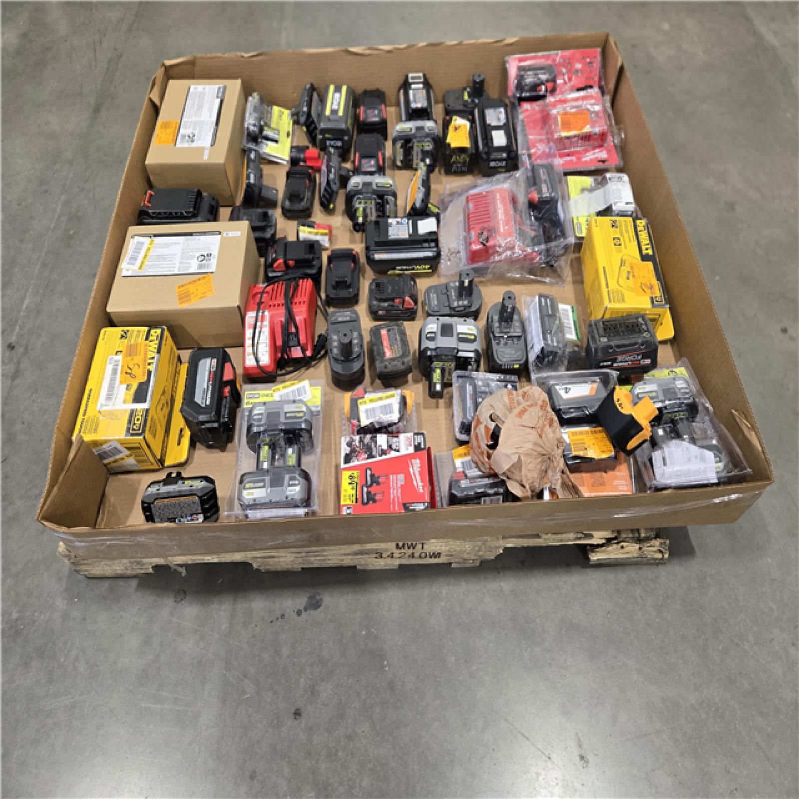 DALLAS LOCATION- AS-IS BATTERY PALLET