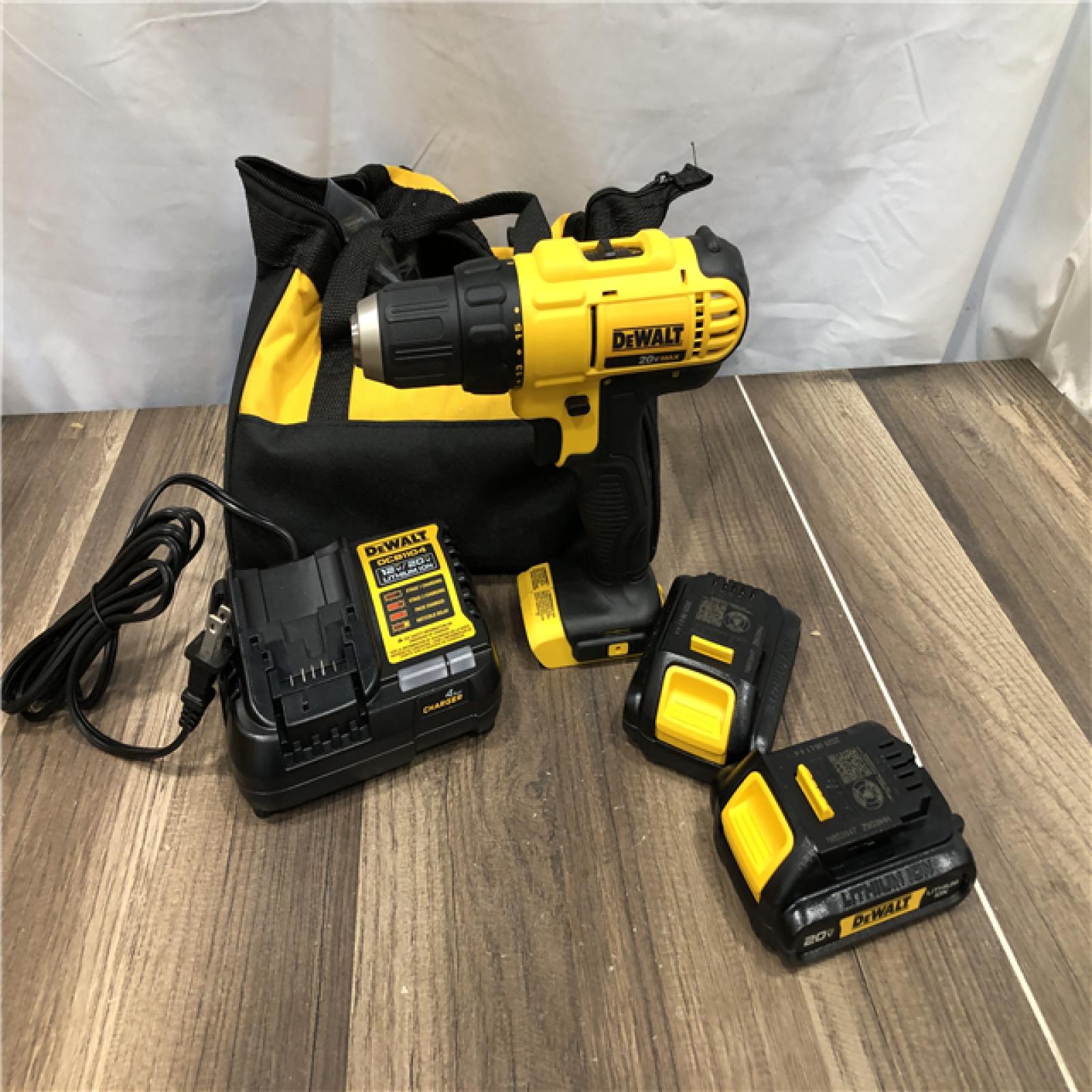 AS-IS DEWALT 20V MAX Cordless 1/2 in. Drill/Driver Kit