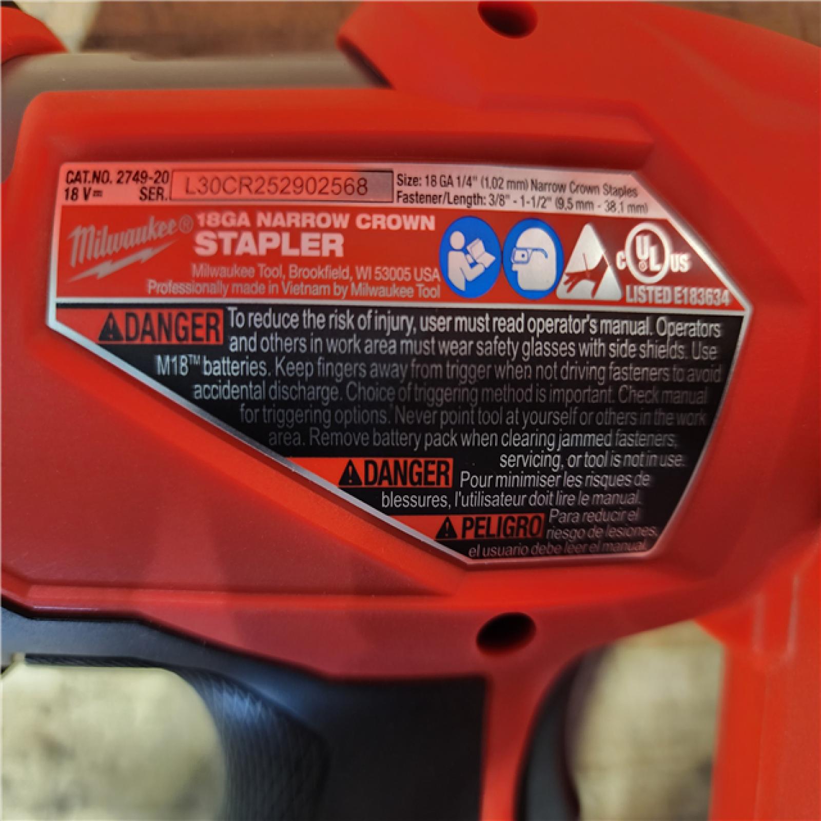 HOUSTON LOCATION - AS-IS Milwaukee FUEL 18-Volt Lithium-Ion Brushless Cordless 18-Gauge 1/4 in. Narrow Crown Stapler (Tool-Only)