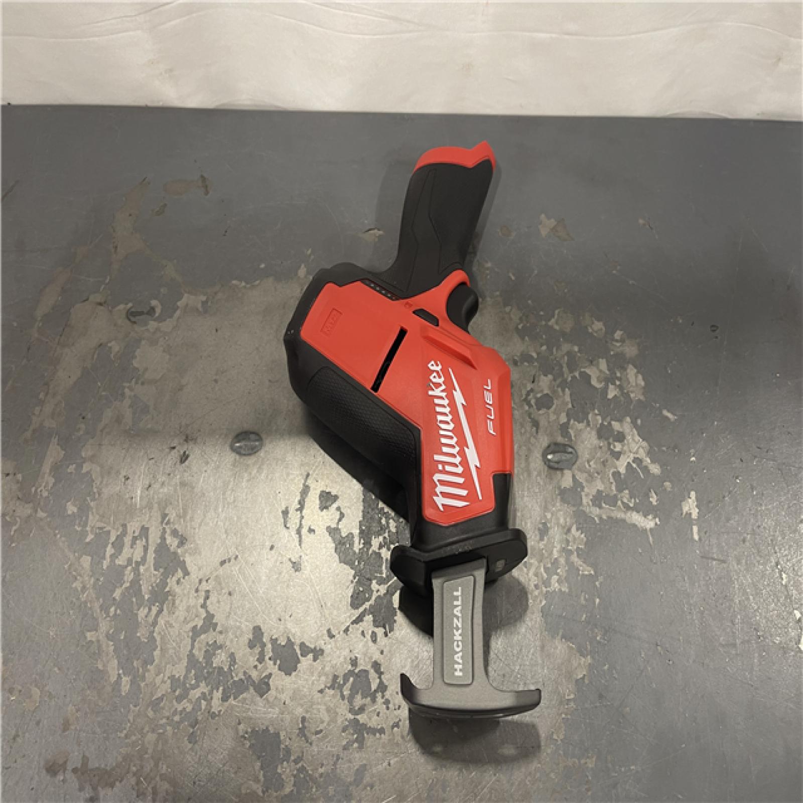 AS-IS- Milwaukee Cordless HACKZALL Reciprocating Saw Kit