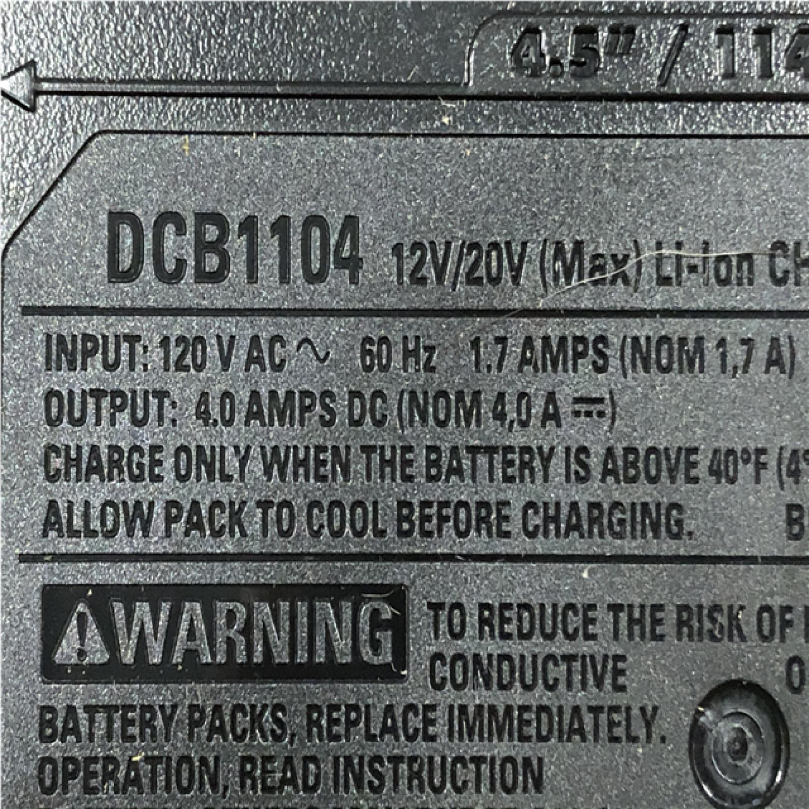AS-IS DEWALT 20V MAX Lithium-Ion 6.0Ah and 4.0Ah Battery and Charger Starter Kit