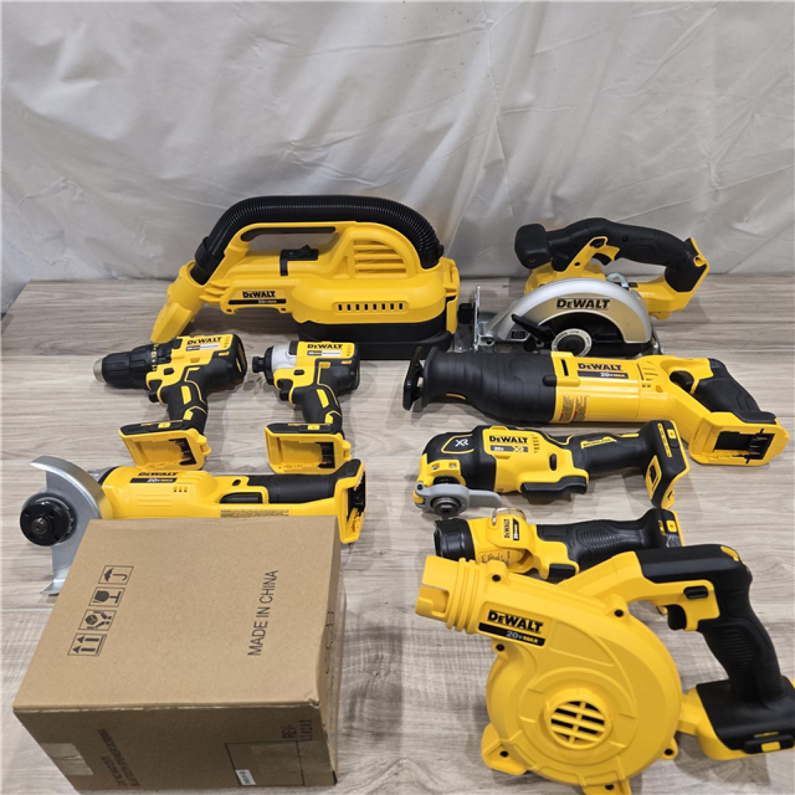 AS-IS DEWALT 20-Volt Max 10-Tool Cordless Combo Kit
