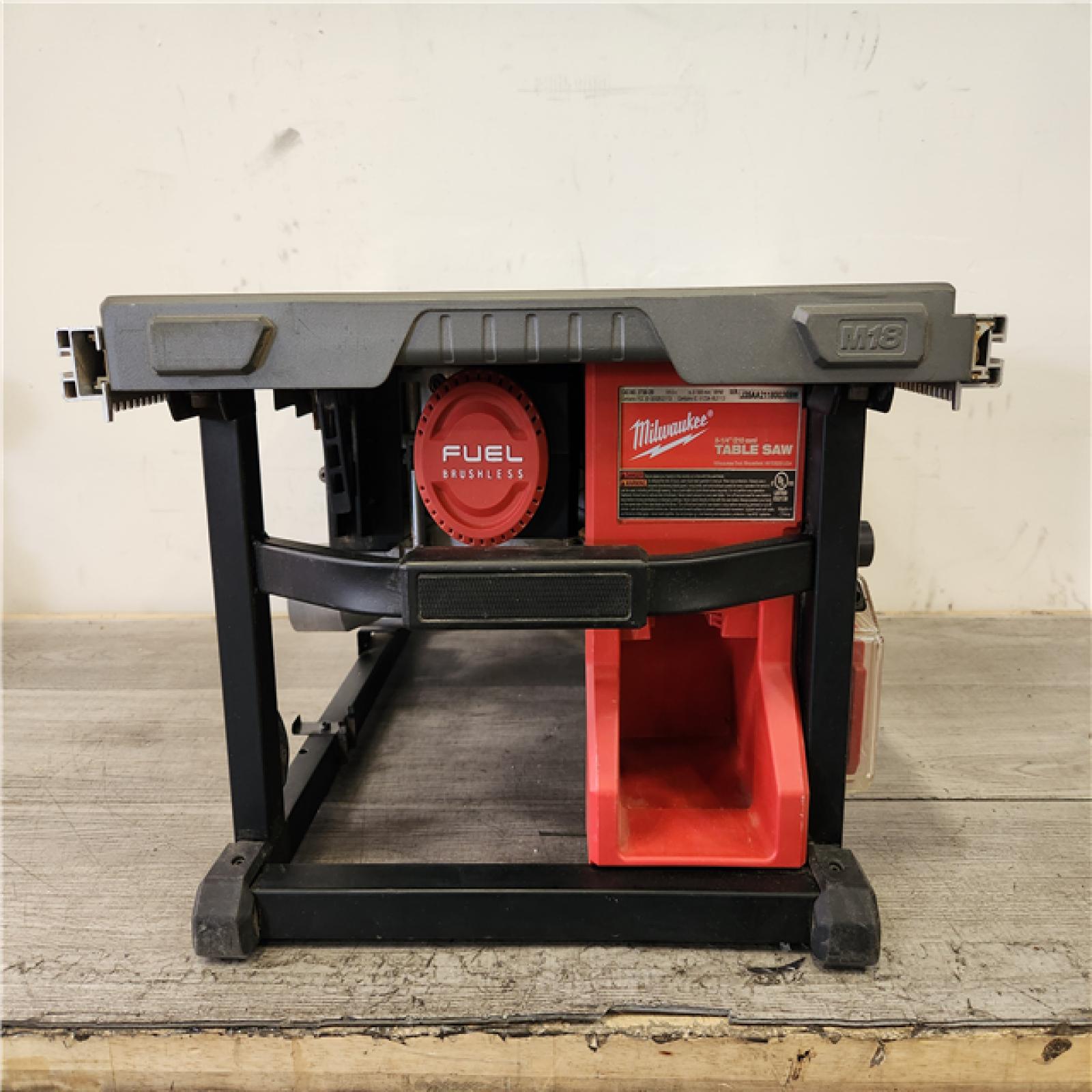 Phoenix Location Milwaukee M18 FUEL ONE-KEY 18- volt Lithium-Ion Brushless Cordless 8-1/4 in. Table Saw Kit W/(1)  Rapid Charger (Battery Not Included)