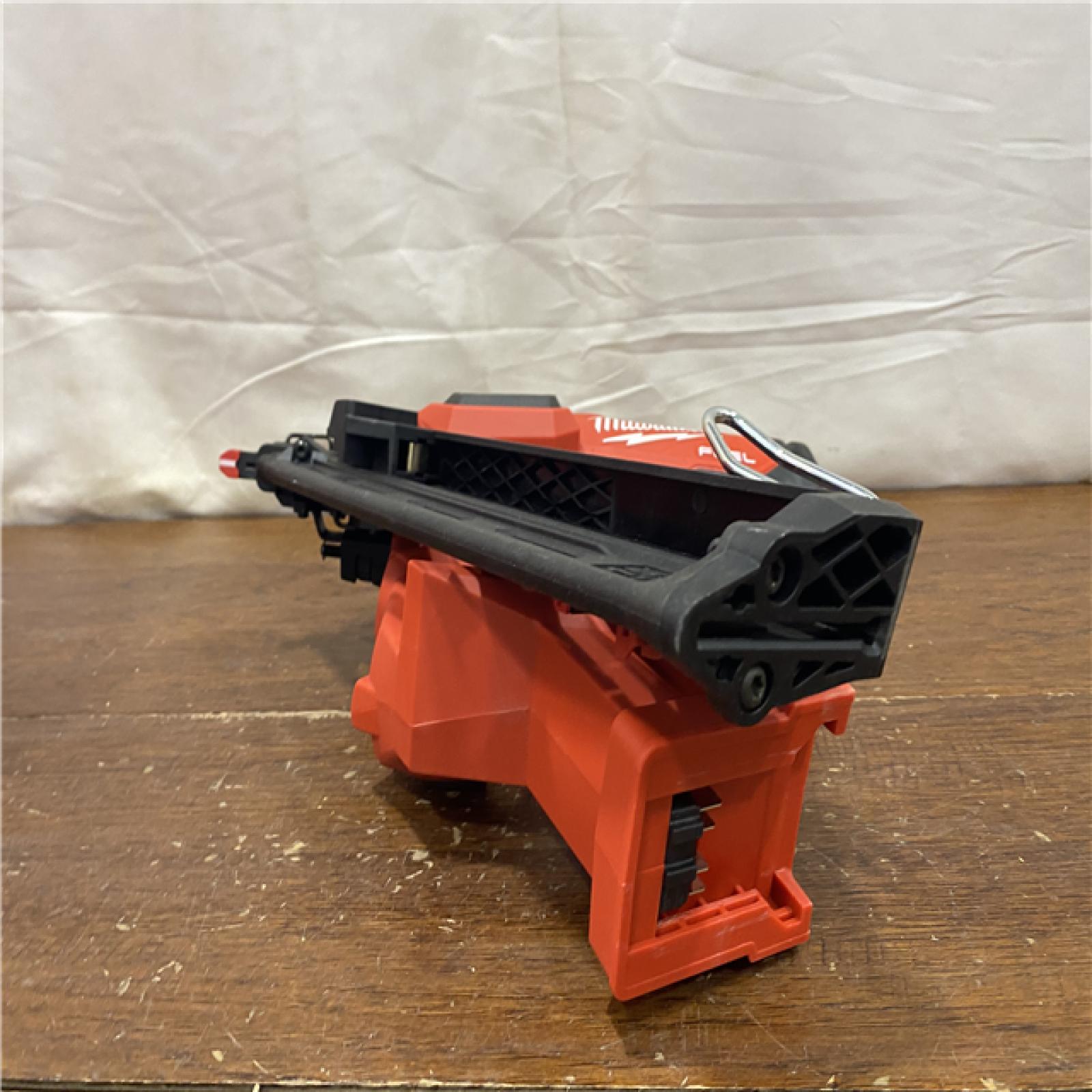 AS-IS Milwaukee 2839-20 M18 FUEL 15 Ga. 18 Volt Brushless Angled Finish Nailer