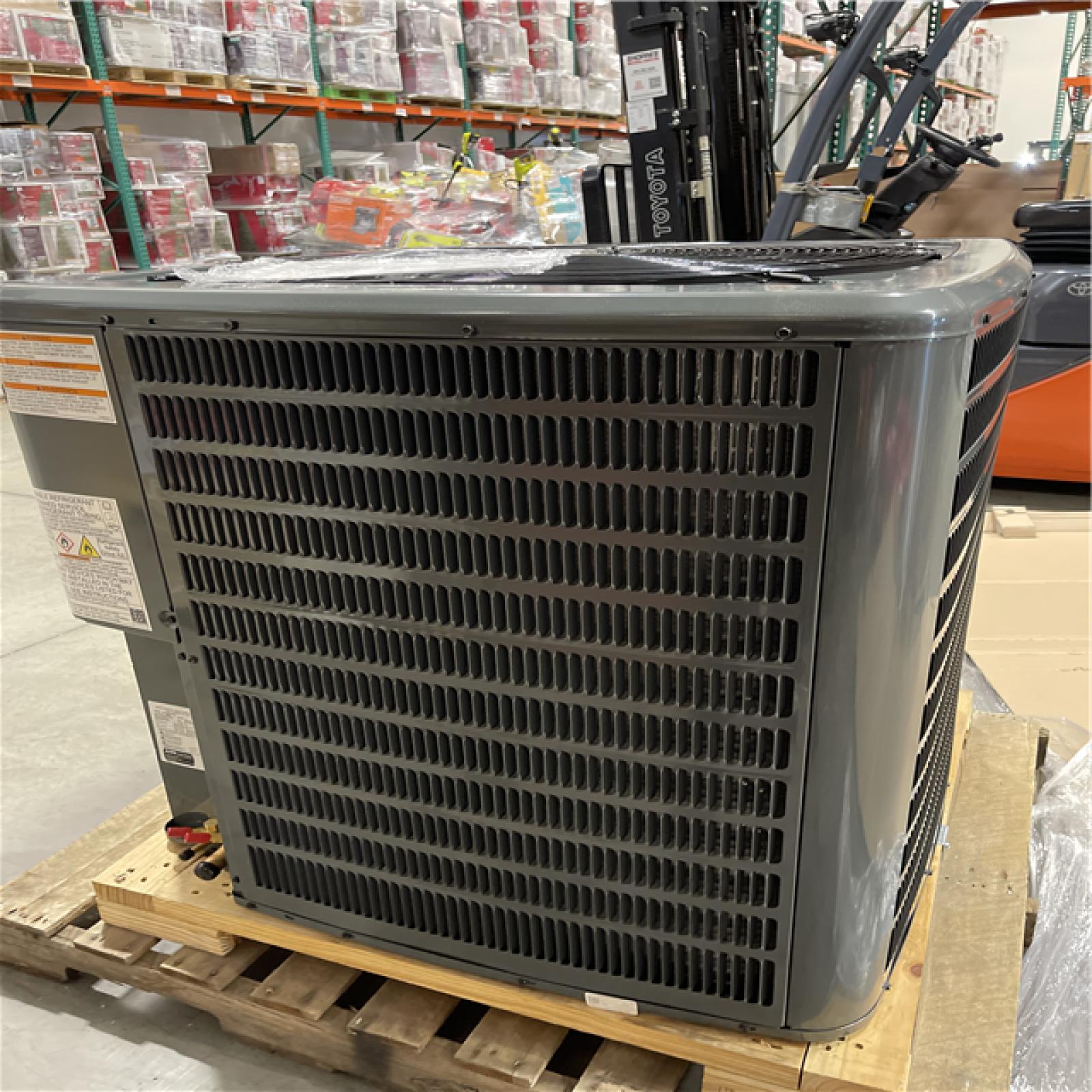 DALLAS LOCATION -Goodman 3.5 Ton 15.2 SEER2 Air Conditioner Condenser