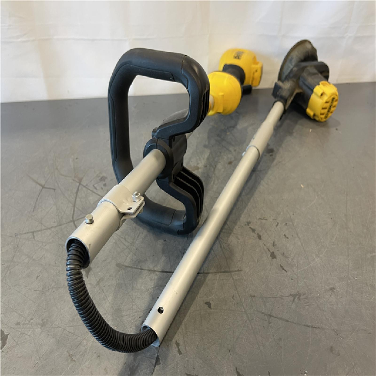 AS-IS - DeWalt 20V MAX 13 in. Cordless Battery Powered String Trimmer Kit