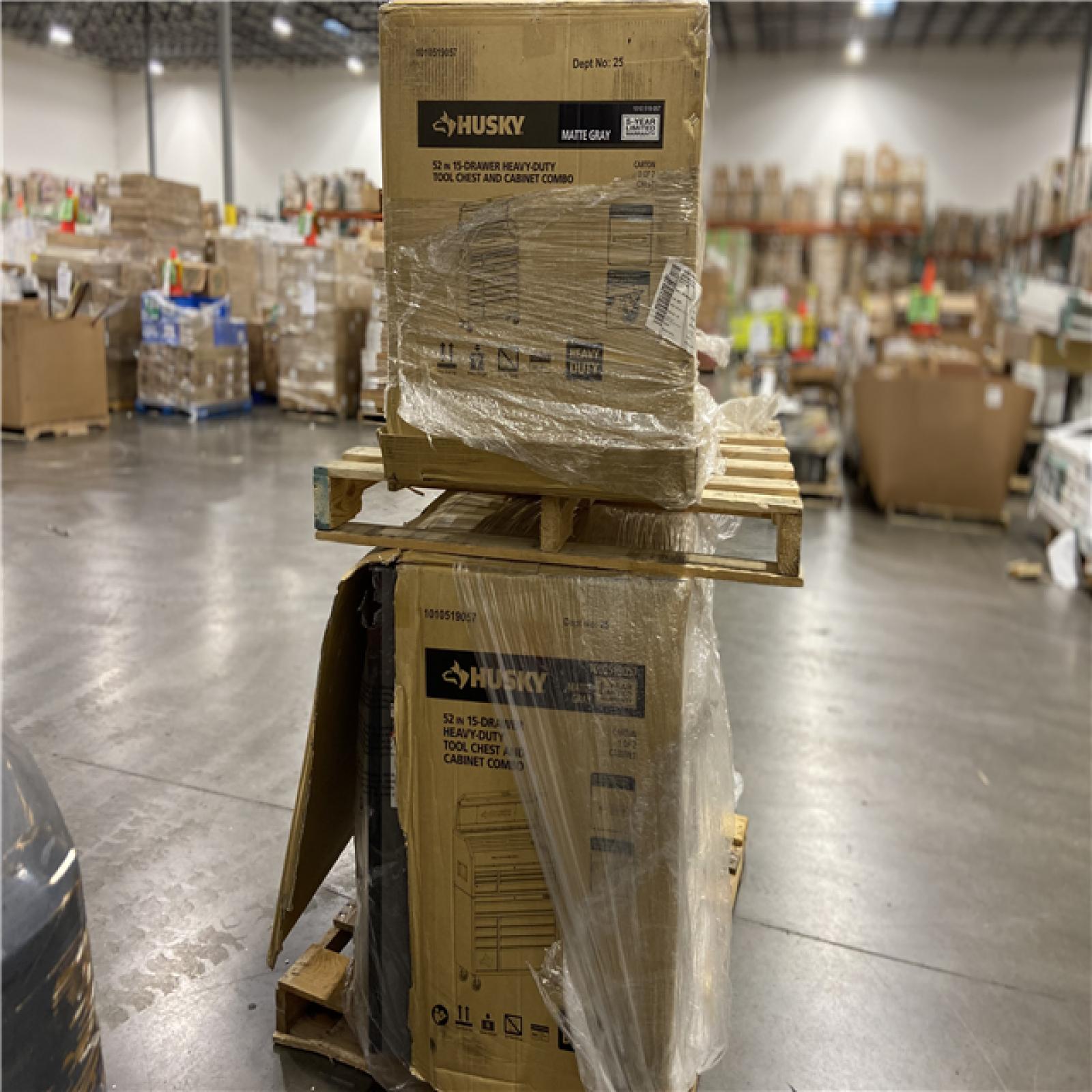 DALLAS LOCATION- AS SI HOME IMPROMENT PALLET