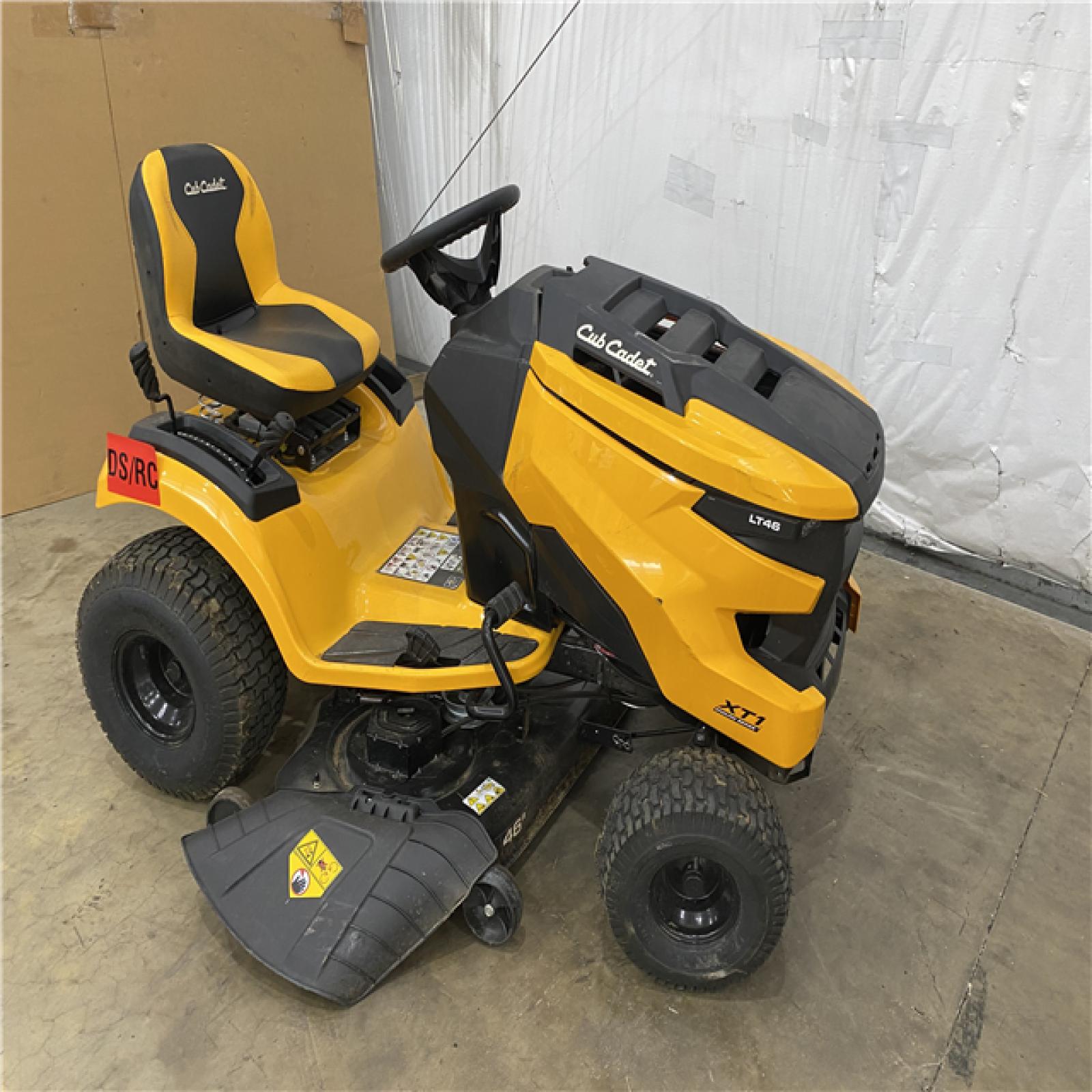 Houston Location AS IS - XT1 LT46 46 Riding Mower