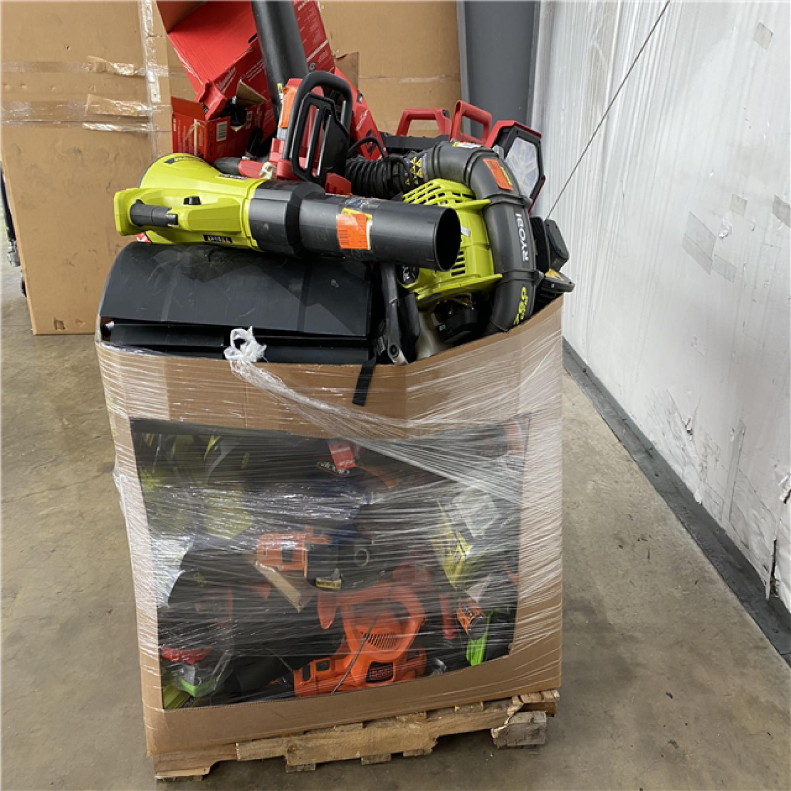 Houston Location AS IS - Tool Pallet