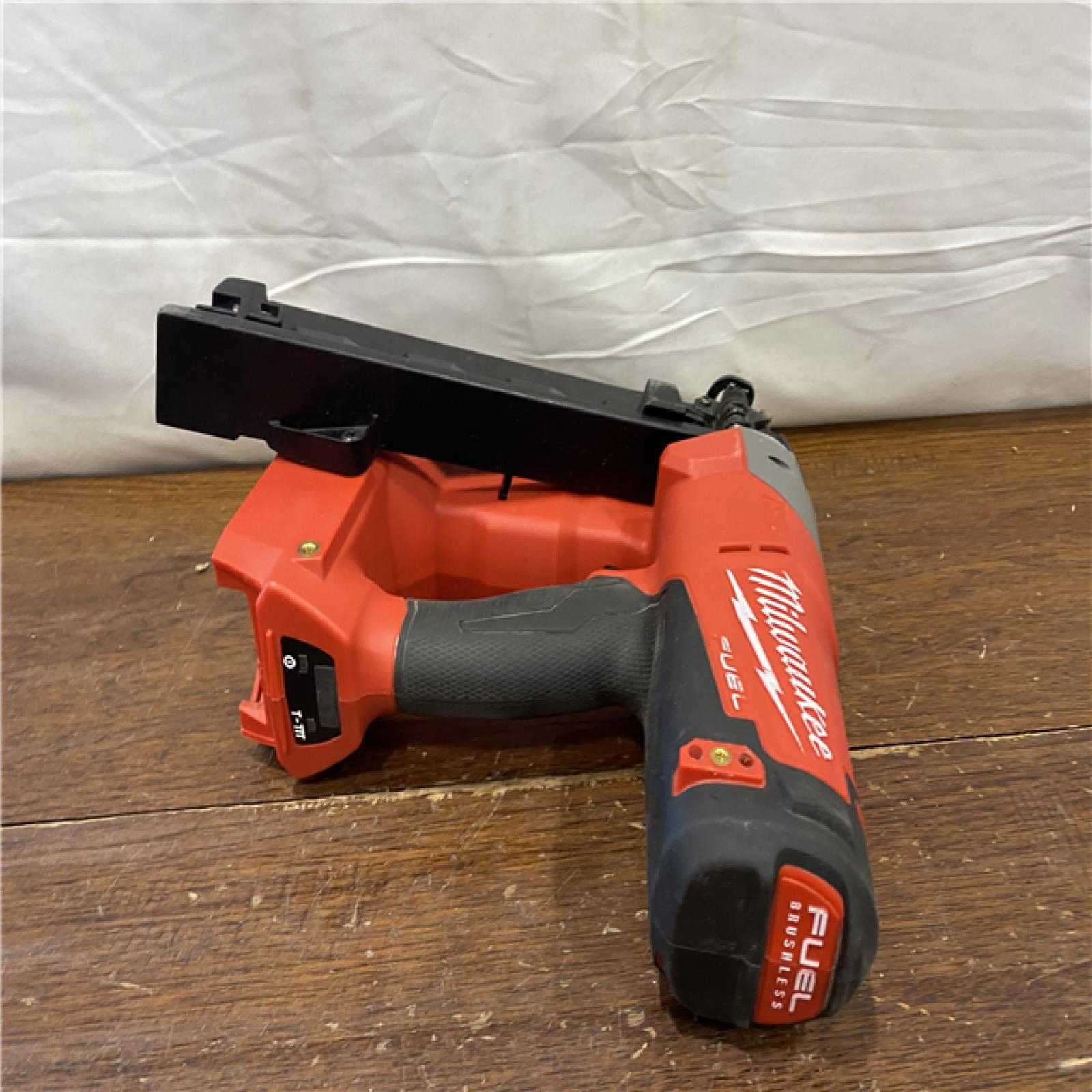 AS-IS Milwaukee 2841-20 18V Cordless Gen II 16 Gauge Angled Finish Nailer (Tool Only)