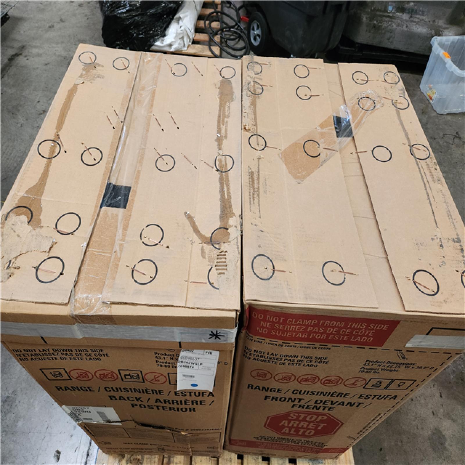 Phoenix Location 2 NEW Danby 20? Wide Gas Range in White