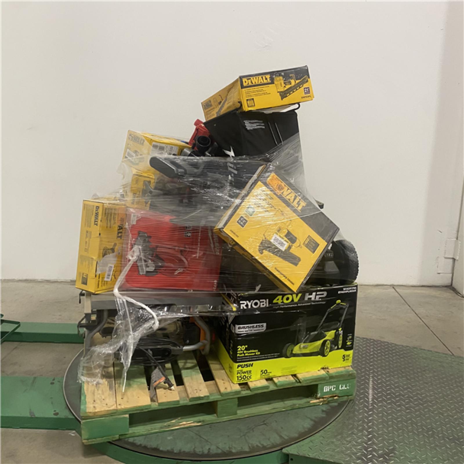 Dallas Location - As-Is Tool Pallet