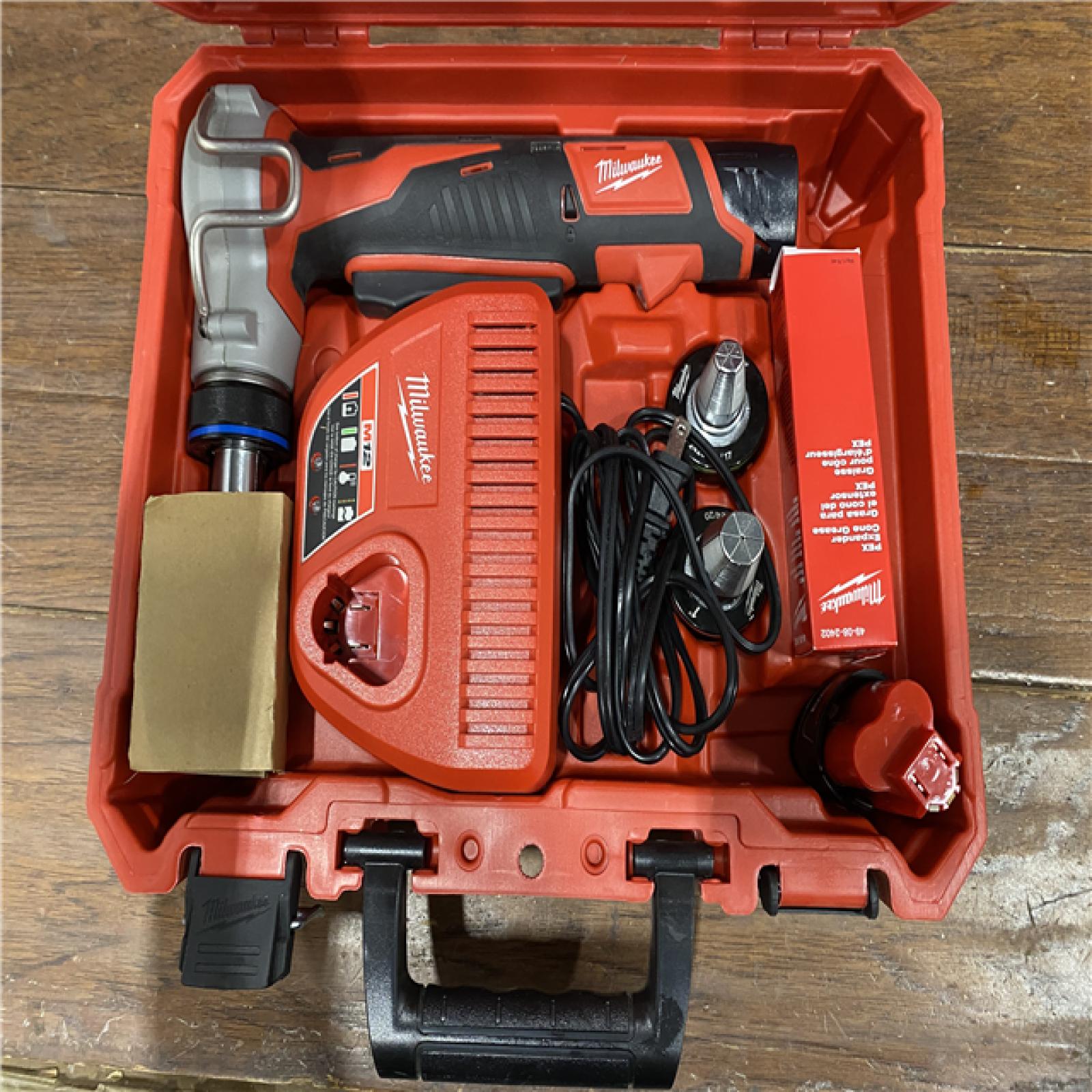 AS-IS M12 12-Volt Lithium-Ion Cordless PEX Expansion Tool Kit with (2) 1.5 Ah Batteries, (3) Expansion Heads and Hard Case