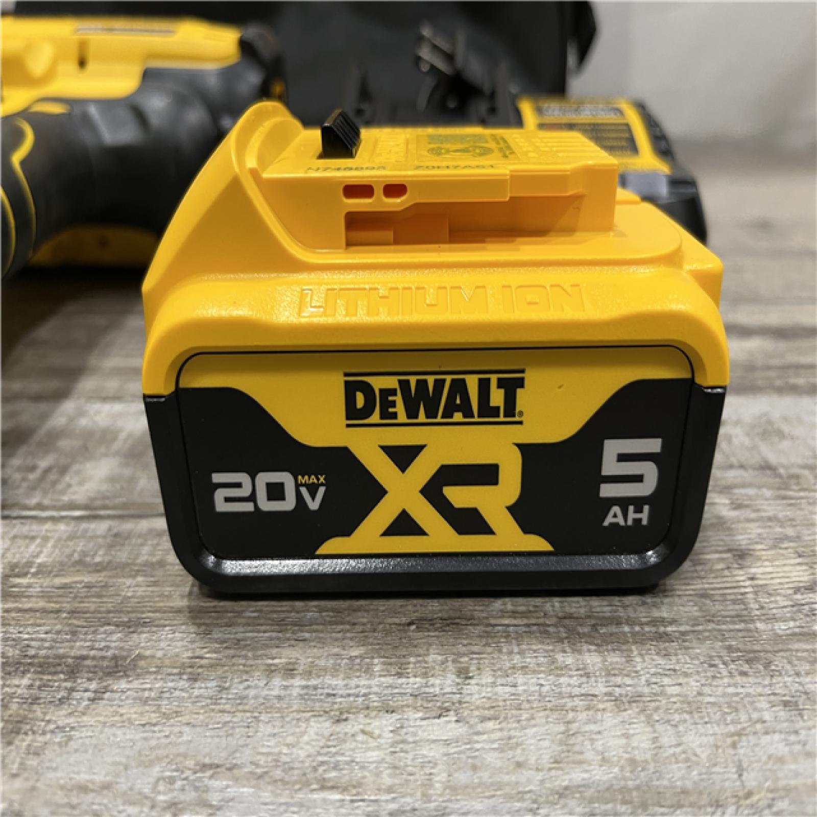 AS-IS DEWALT 20V MAX Lithium-Ion Cordless 1/2 in. Impact Wrench Kit