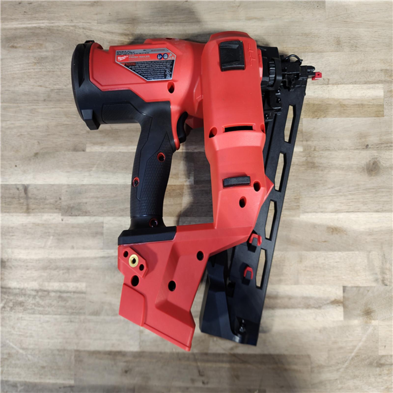 HOUSTON LOCATION - AS-IS (APPEARS LIKE NEW) Milwaukee 2841-20 18V Cordless Gen II 16 Gauge Angled Finish Nailer (Tool Only)