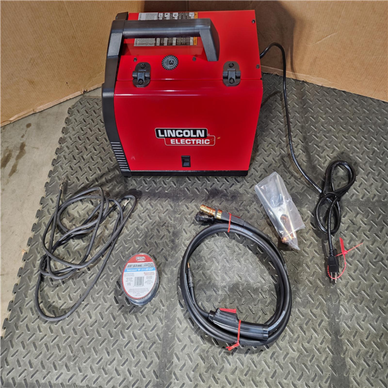 HOUSTON LOCATION - AS-IS Lincoln Electric 125 Amp Weld-Pak 125 Flux-Core Wire Feed Welder